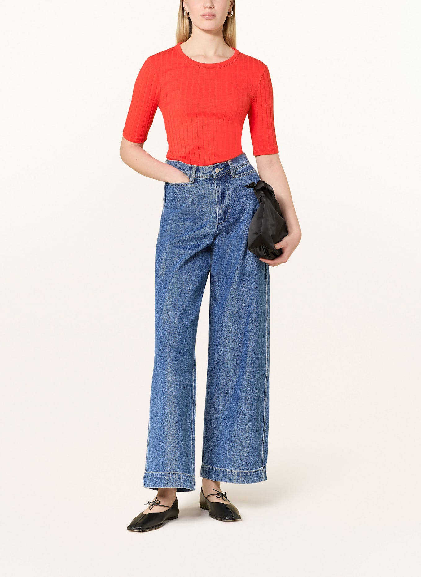 OPUS T-shirt SAVKA: RED