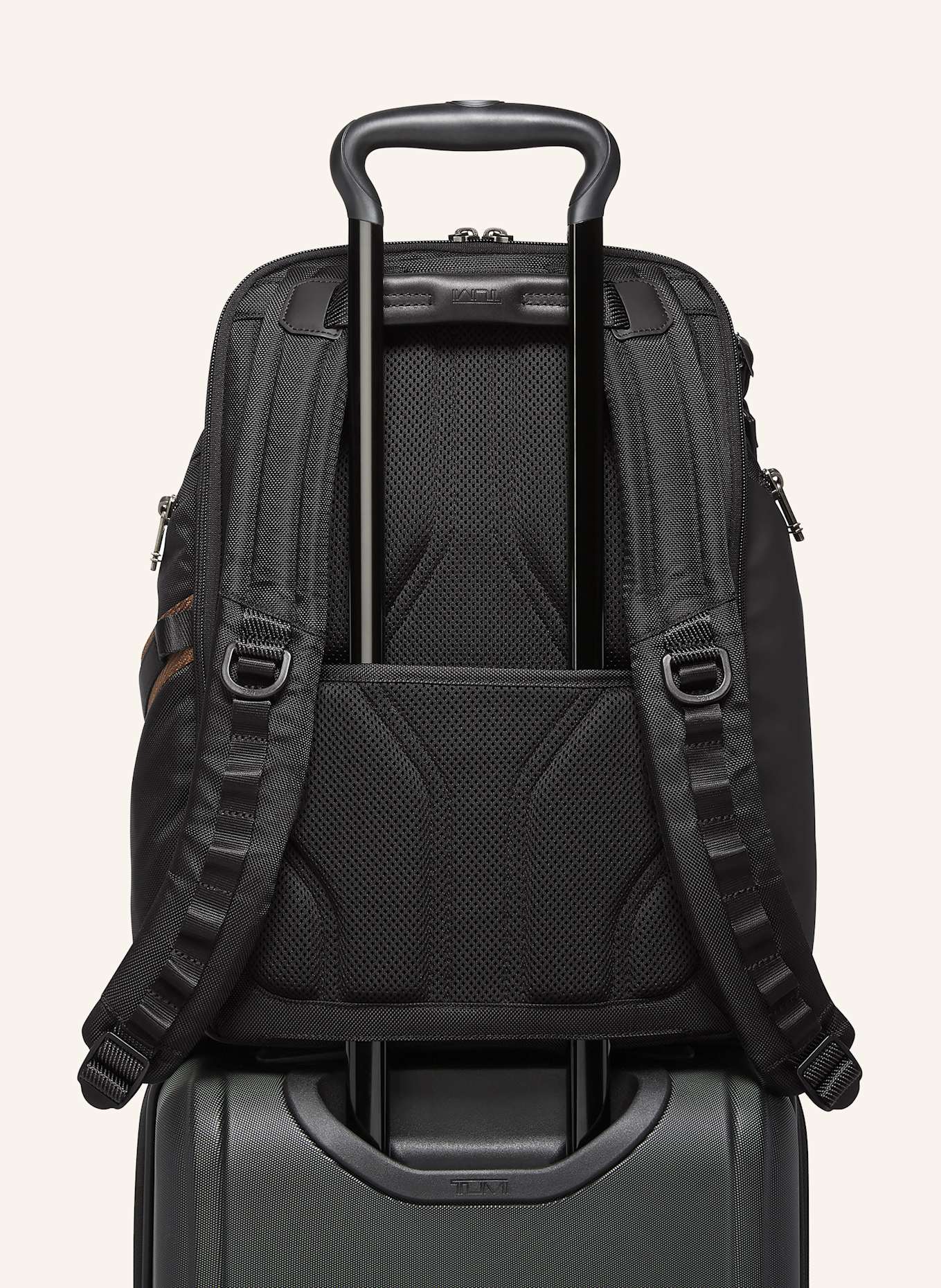 TUMI Plecak ALPHA BRAVO SEARCH BACKPACK z przegrodą na laptopa: CZARNY/ CZERWONY
