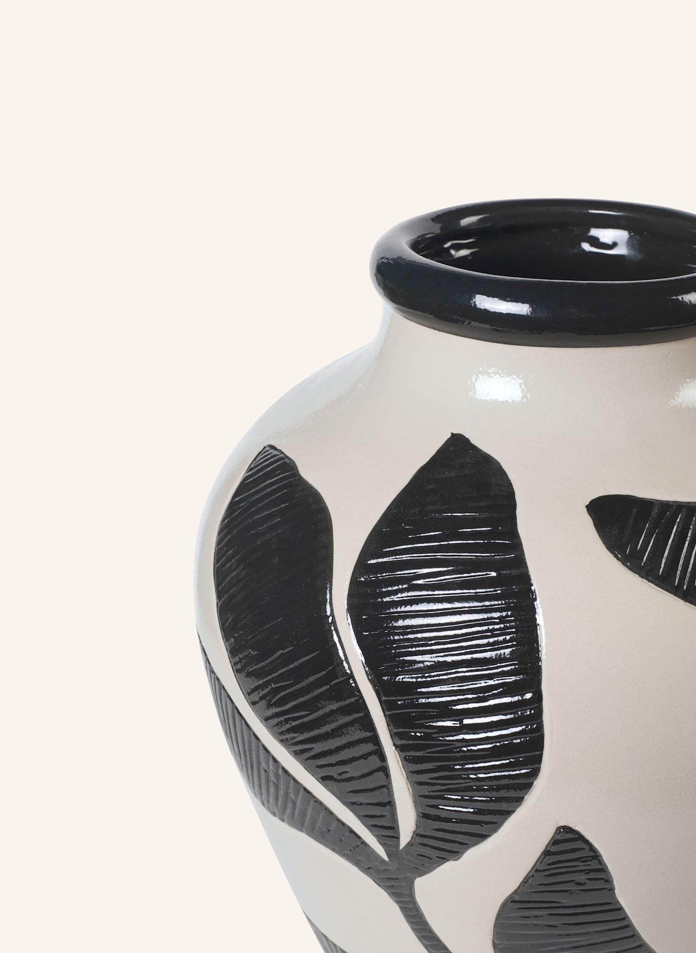 BROSTE COPENHAGEN Váza HERBERT LARGE: ČERNÁ / KRÉMOVÁ