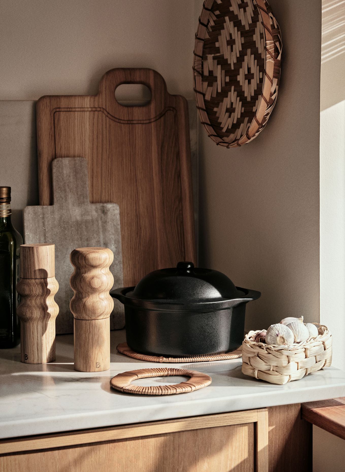 BROSTE COPENHAGEN Młynek do przypraw EDGAR: BRĄZOWY