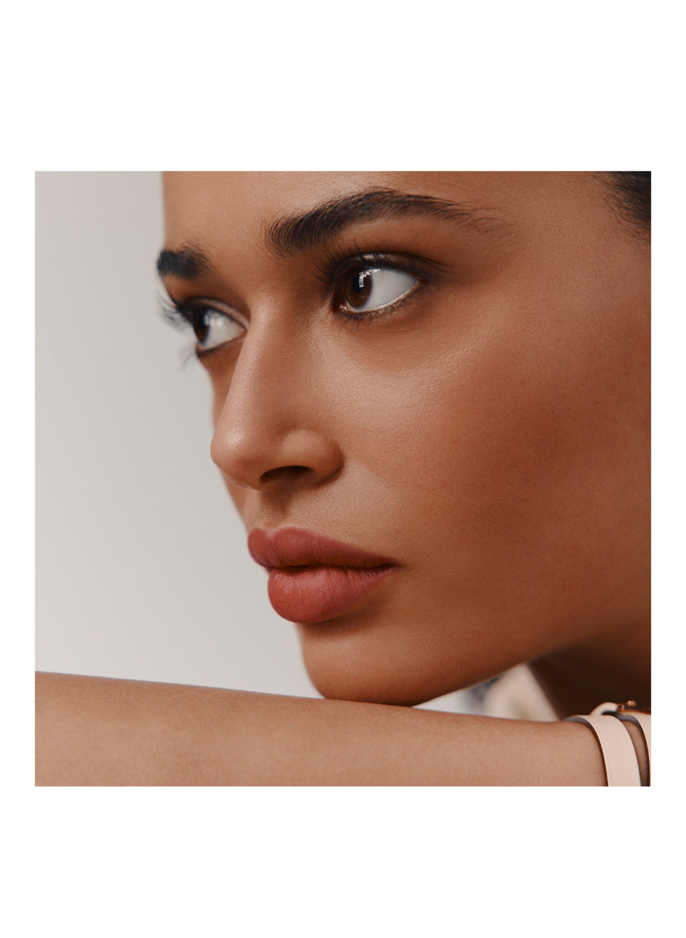 HERMÈS ROUGE HERMÈS: 23 BEIGE DOBLLIS