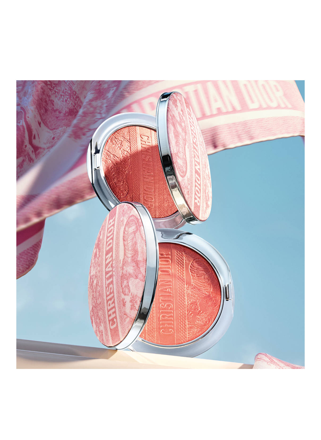 Dior Forever Glow Luminizer 004 コーラルグロウ Dior Forever Glow Luminizer 004 コーラルグロウ Dior skin
