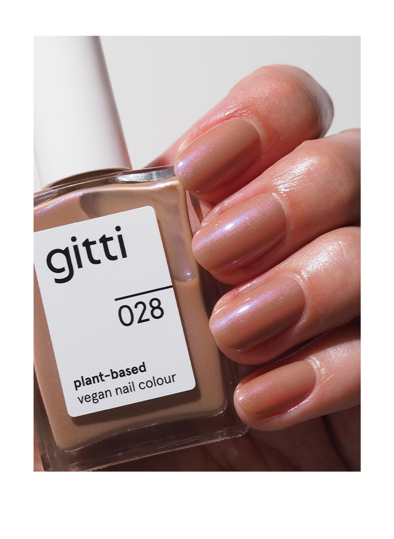 gitti PLANT-BASED VEGAN NAIL COLOUR: NO. 028 - MOCHA CLOUD
