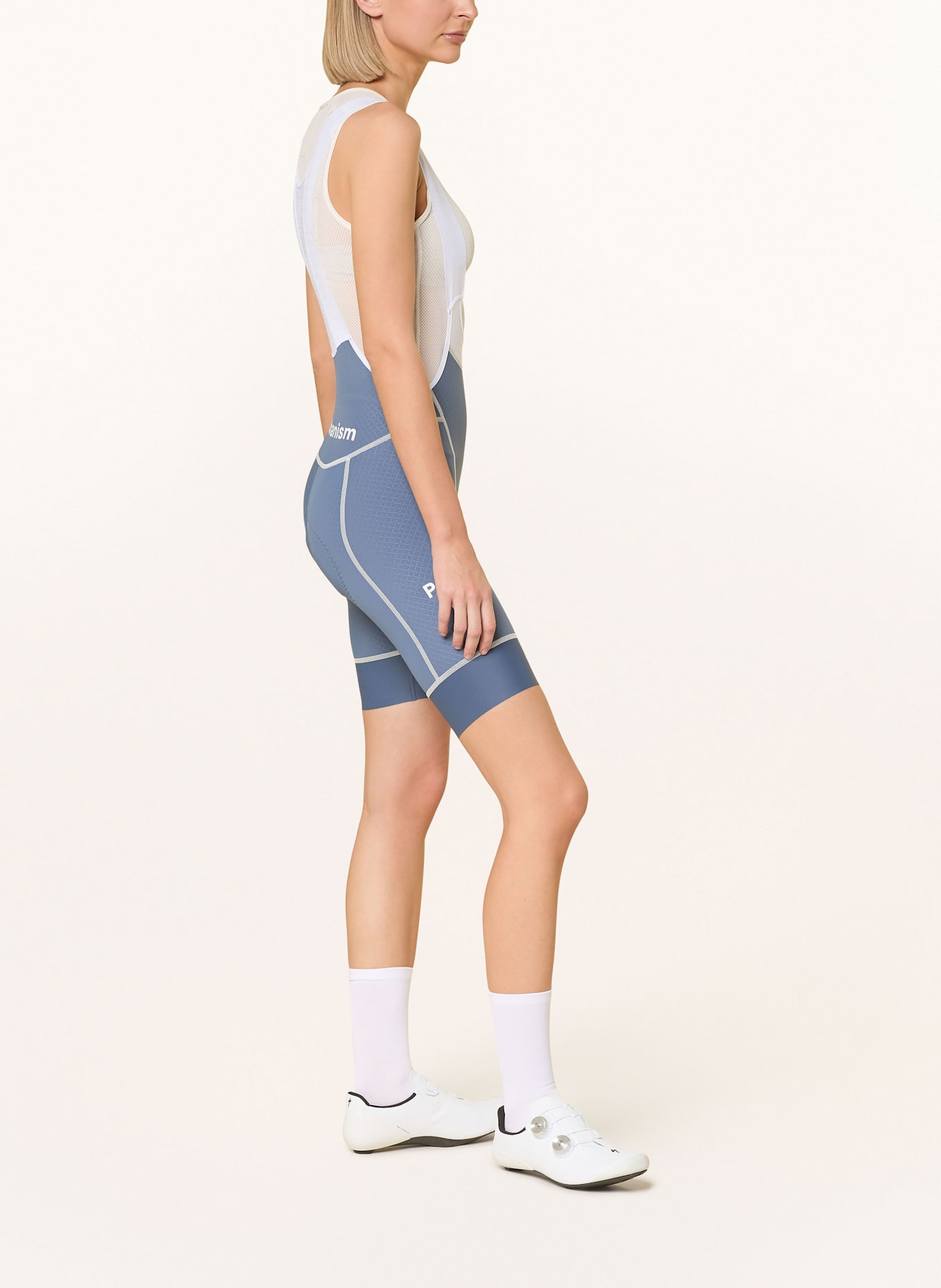PAS NORMAL STUDIOS Radhose MECHANISM BIBS mit Trägern und gepolstertem Einsatz: BLAUGRAU / WEISS