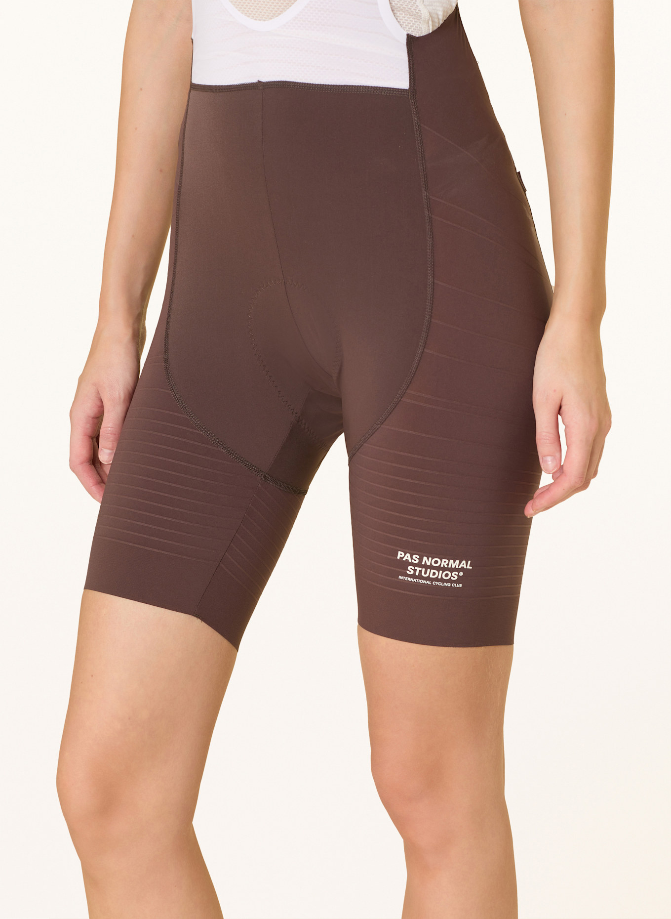 PAS NORMAL STUDIOS Radhose MECHANISM PRO mit Trägern und gepolstertem Einsatz: DUNKELBRAUN / ECRU