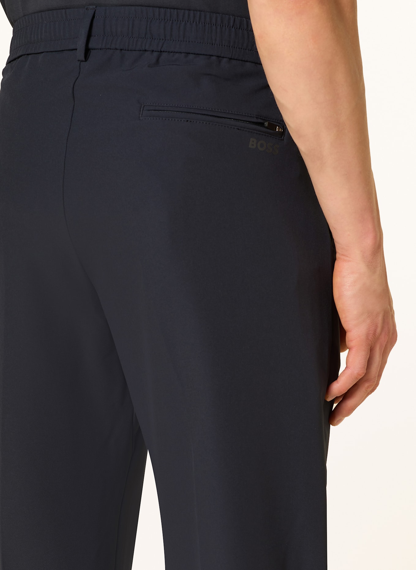 BOSS Chino T_CONVERT-PLEAT Tapered Fit: DUNKELBLAU