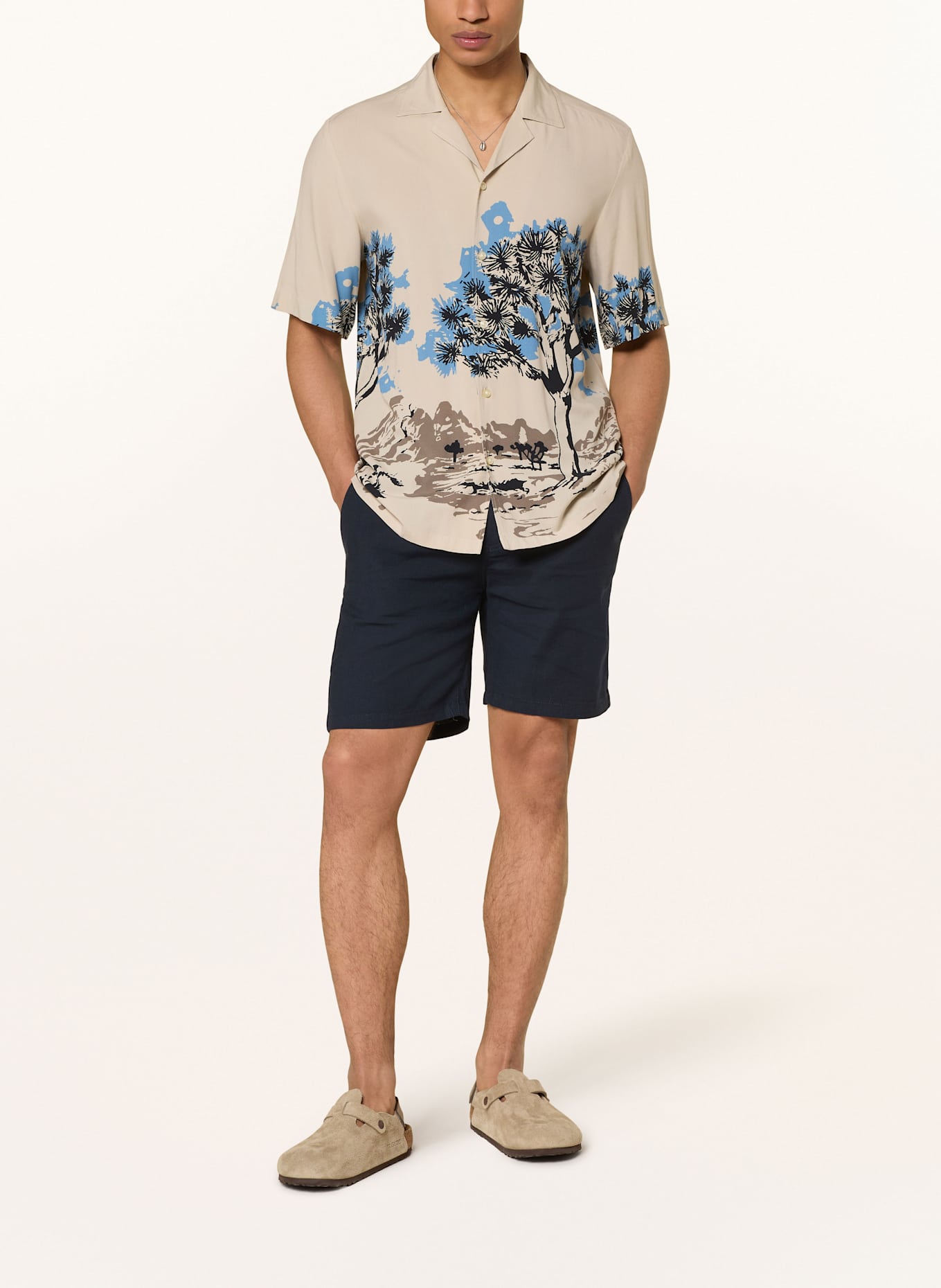 BOSS Chinoshorts Tapered Fit mit Leinen: DUNKELBLAU