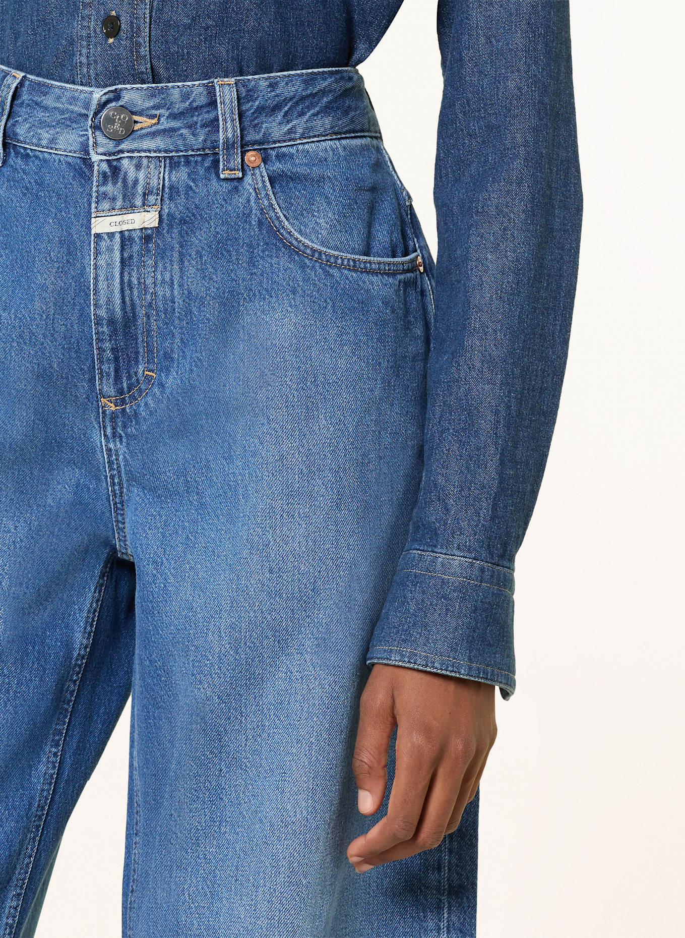 CLOSED Barrel Jeans JAZZIE: MBL MID BLUE