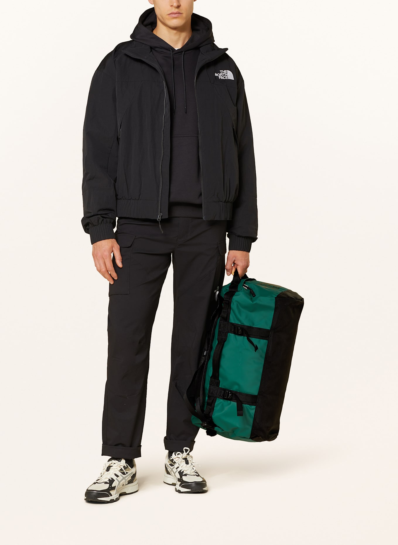 THE NORTH FACE Reisetasche BASE CAMP SMALL 50 l: GRÜN/ SCHWARZ
