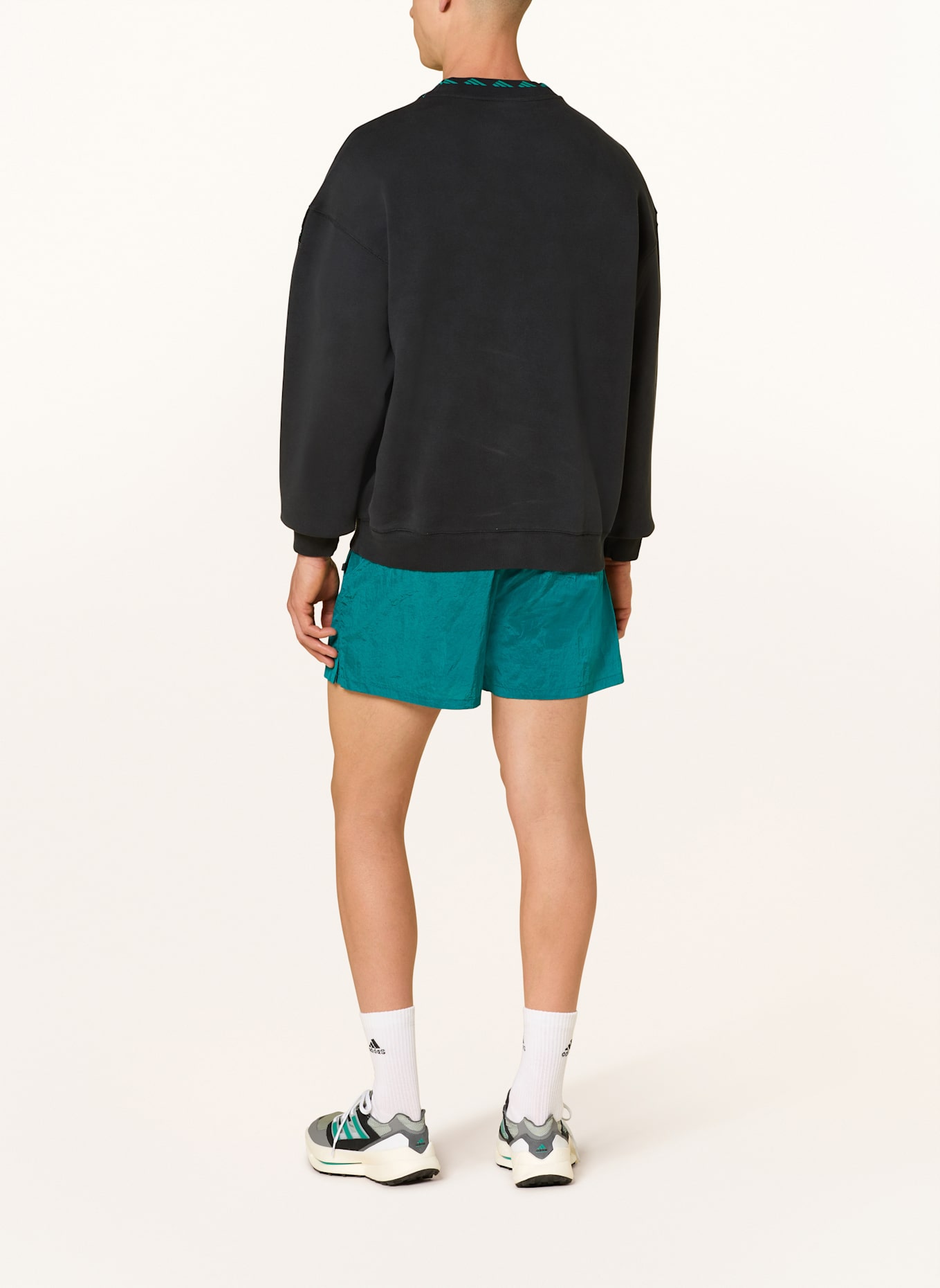 adidas Originals Mikina EQUIPMENT WASHED: ČERNÁ