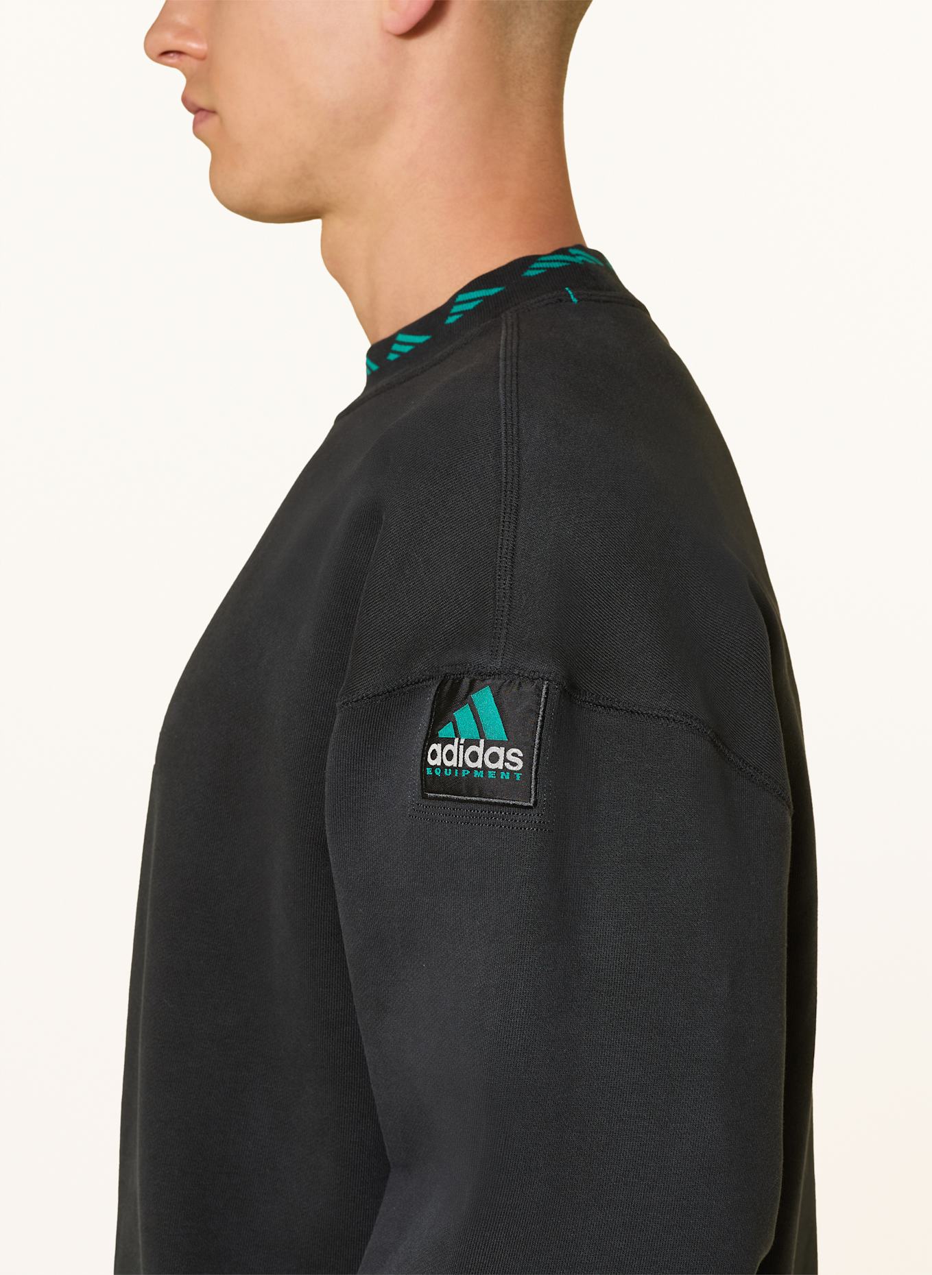 adidas Originals Mikina EQUIPMENT WASHED: ČERNÁ