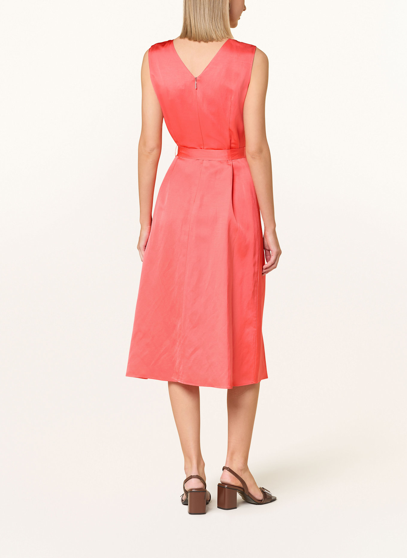 comma Kleid: HELLORANGE