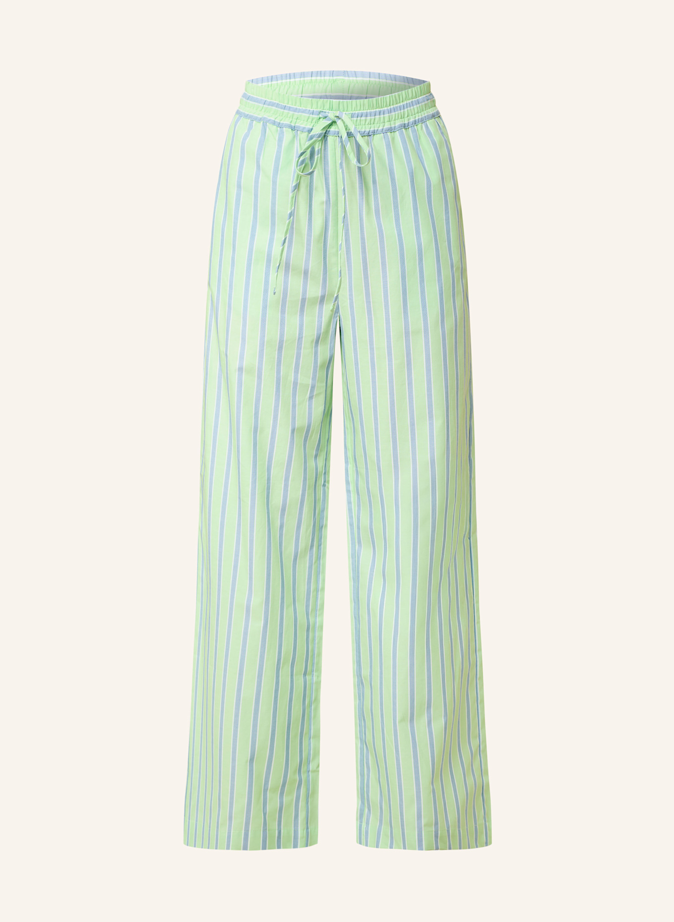 darling harbour Trousers: Puma Active 5 Shorts Hosen