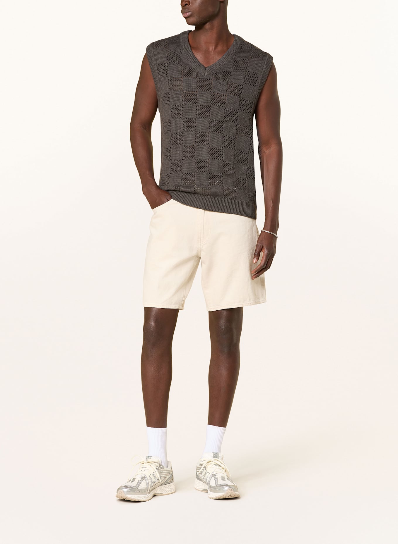 Levi's® Pullunder SKYLINE: SCHWARZ