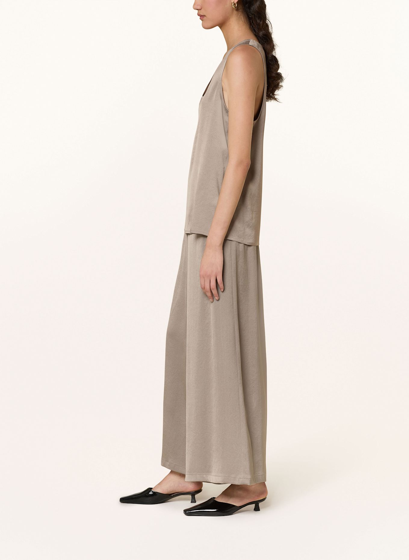DRYKORN Marlenehose CEILING aus Satin: TAUPE