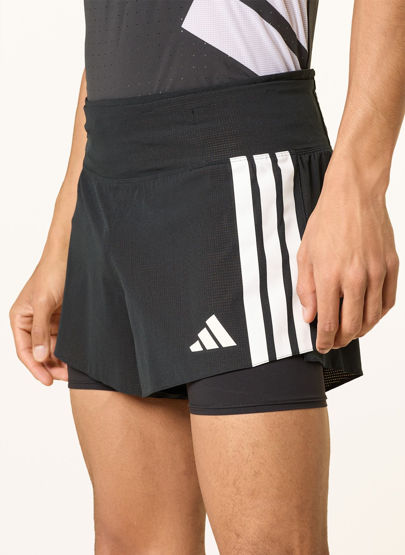 adidas 2-in-1-Laufshorts ADIZERO RUNNING 2-IN-1 GEL POCKET: SCHWARZ/ WEISS