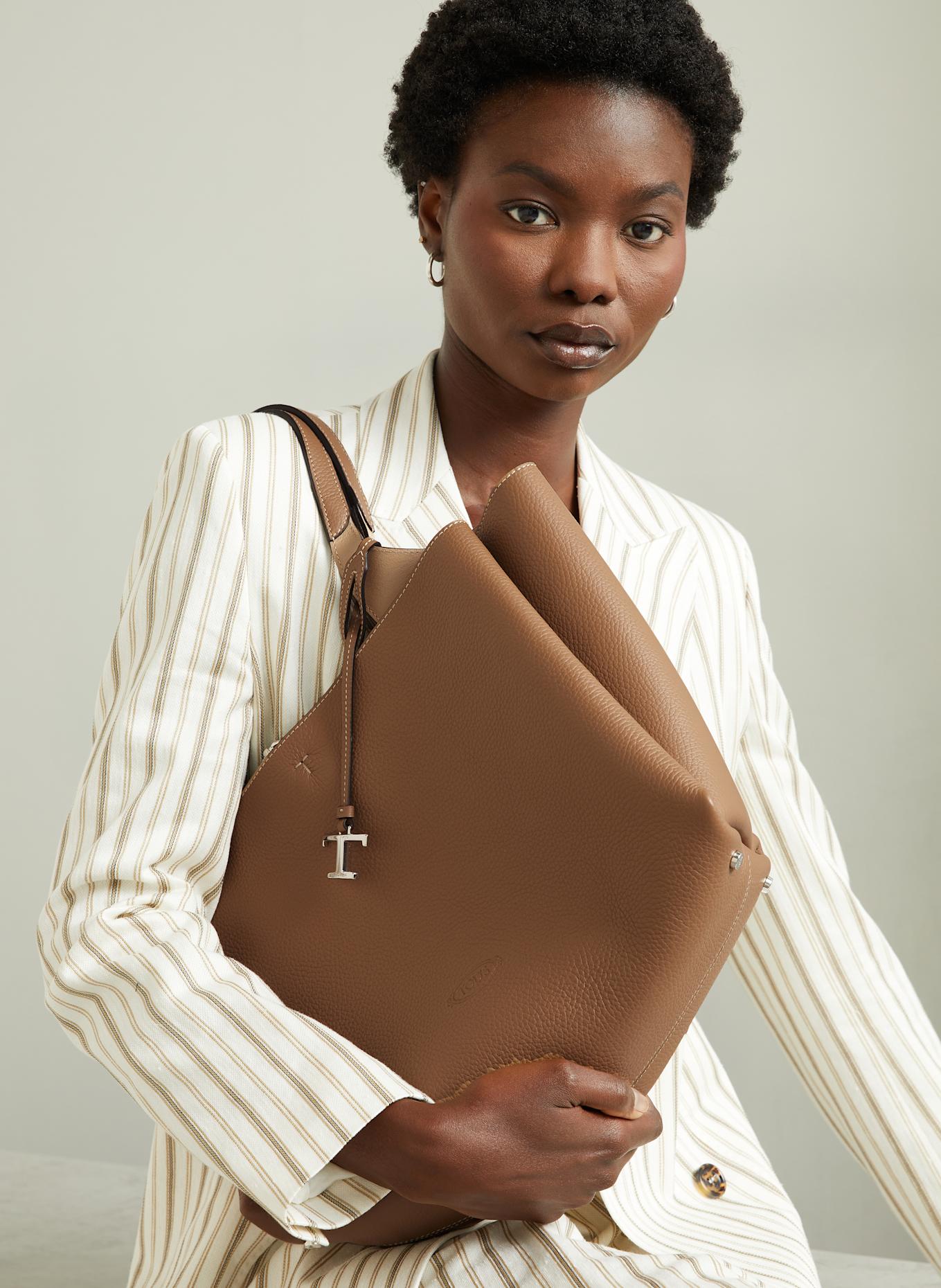 TOD'S Shopper: HELLBRAUN