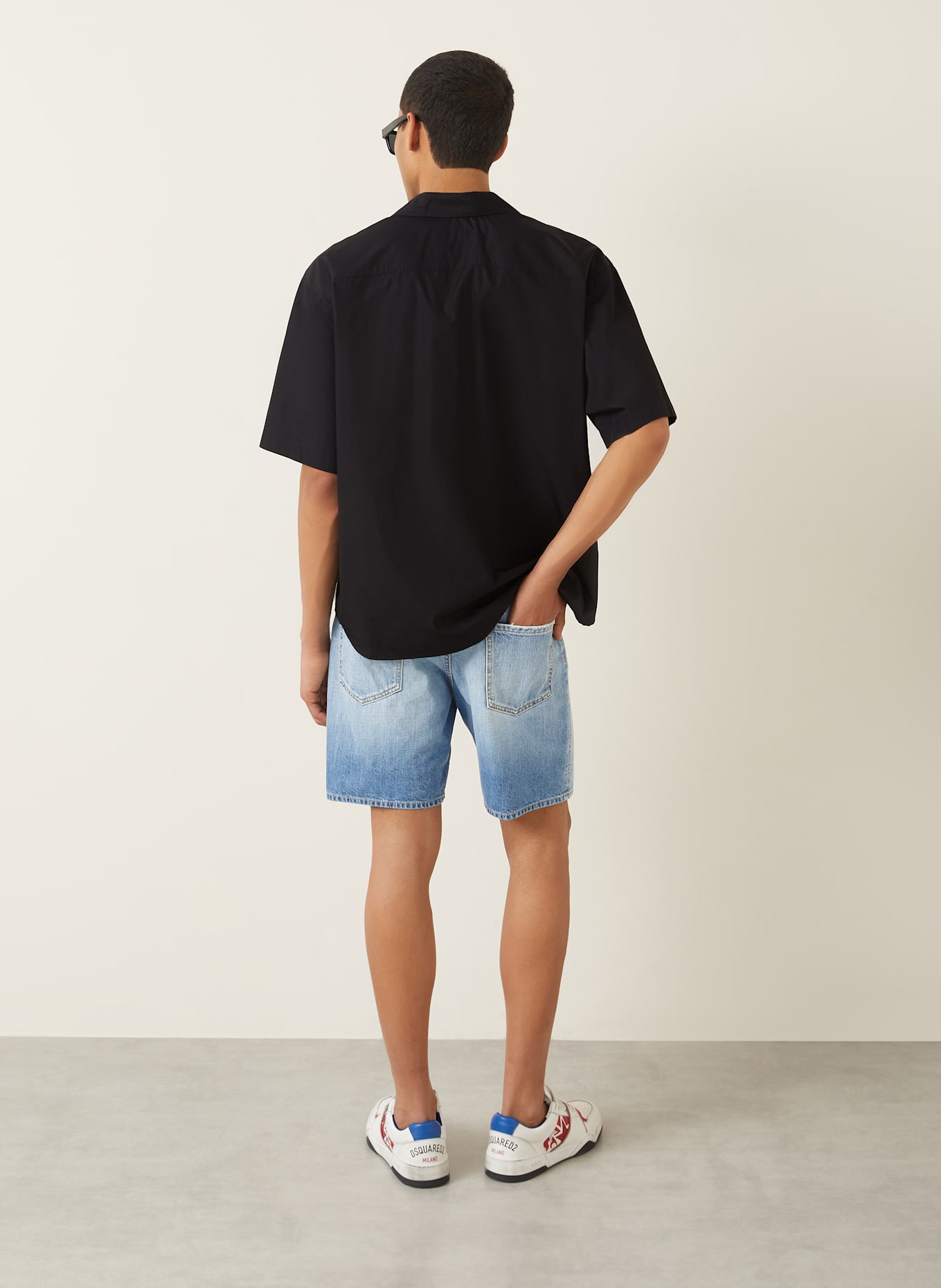 DSQUARED2 Kurzarm-Hemd Comfort Fit: SCHWARZ