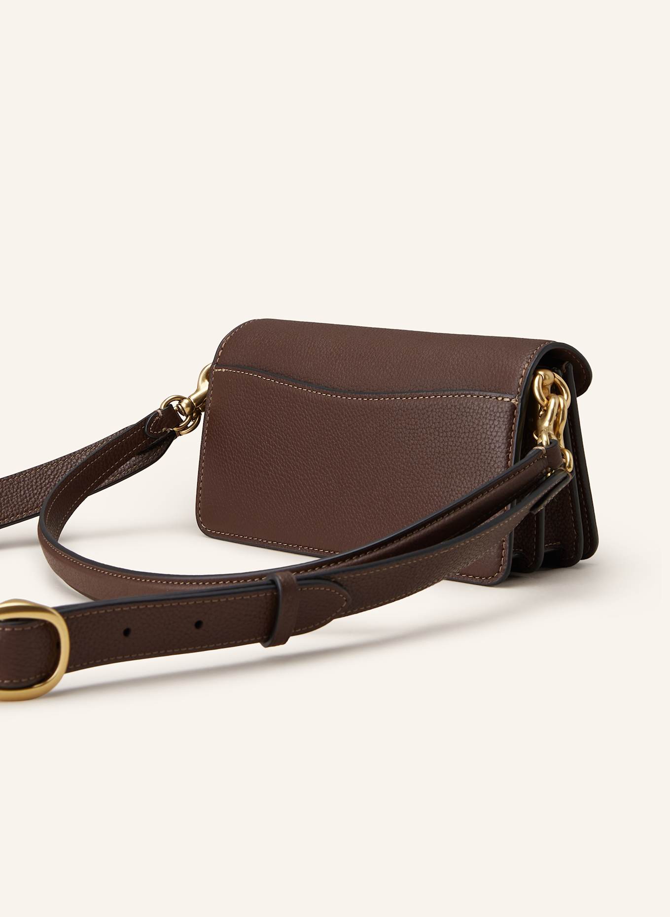 COACH Kabelka přes rameno TABBY 20: TMAVĚ HNĚDÁ