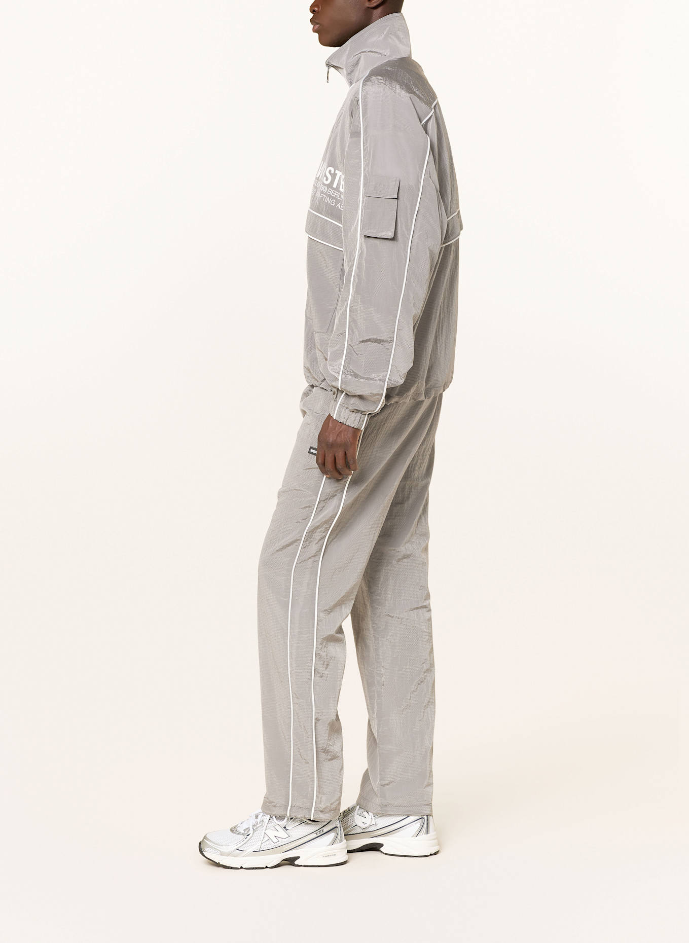 WRSTBHVR Spodnie dresowe SOBAN: SZARY