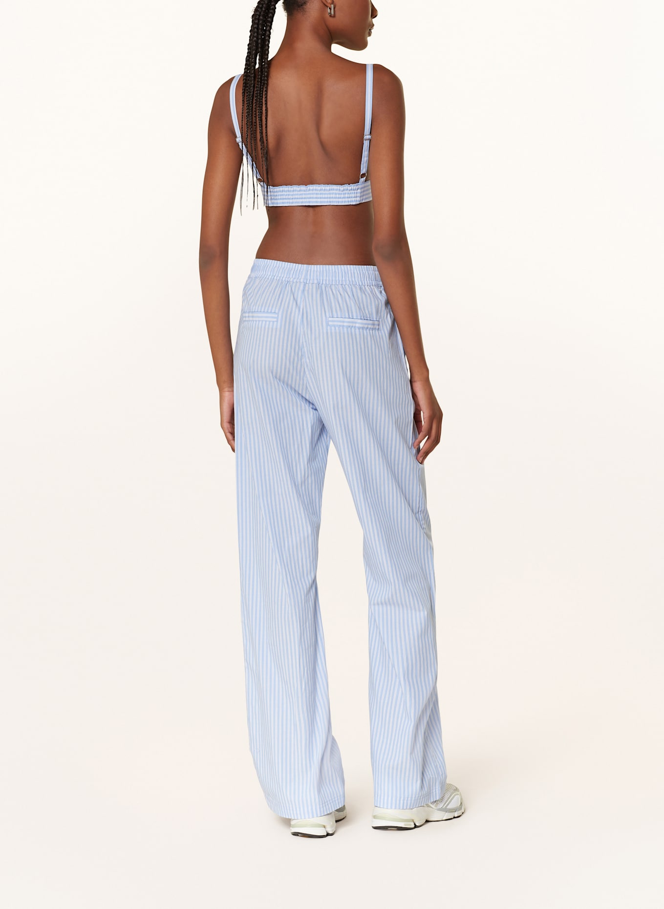 WRSTBHVR Cropped-Top FRITZI: HELLBLAU/ WEISS