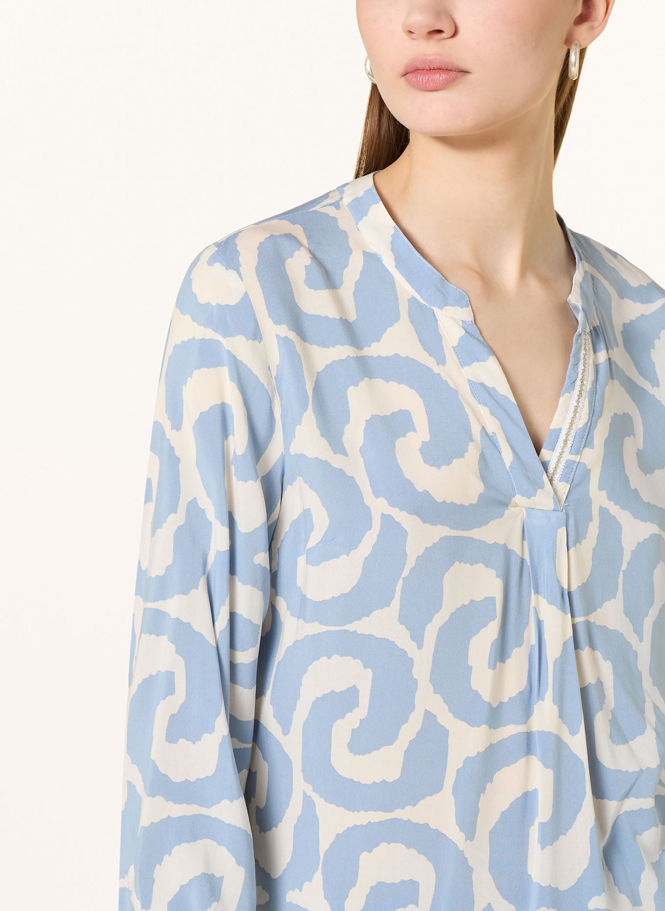 CARTOON Bluzka z rękawami 3/4 i cekinami: NIEBIESKI / KREMOWY