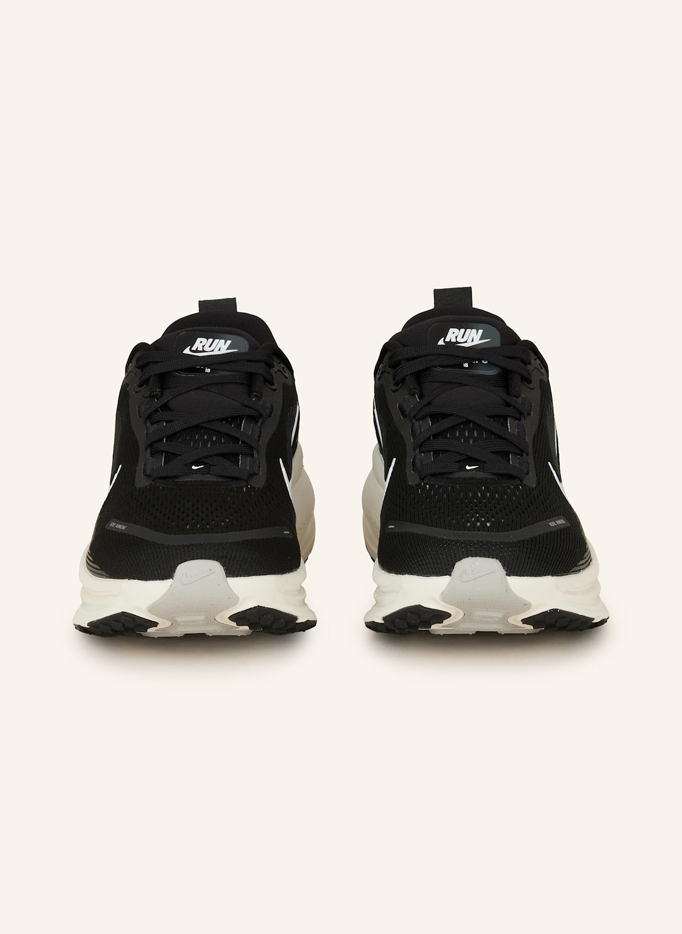 Nike Laufschuhe VOMERO 18: SCHWARZ/ ECRU