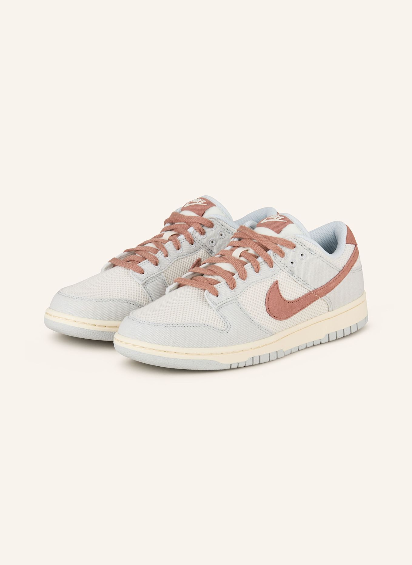 Nike Sneaker DUNK LOW RETRO: HELLBLAU/ ECRU/ HELLROT
