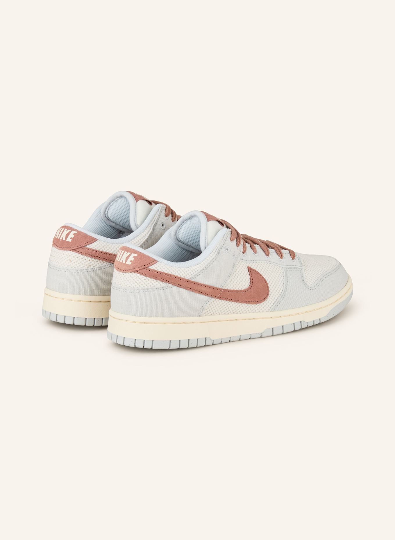 Nike Sneaker DUNK LOW RETRO: HELLBLAU/ ECRU/ HELLROT