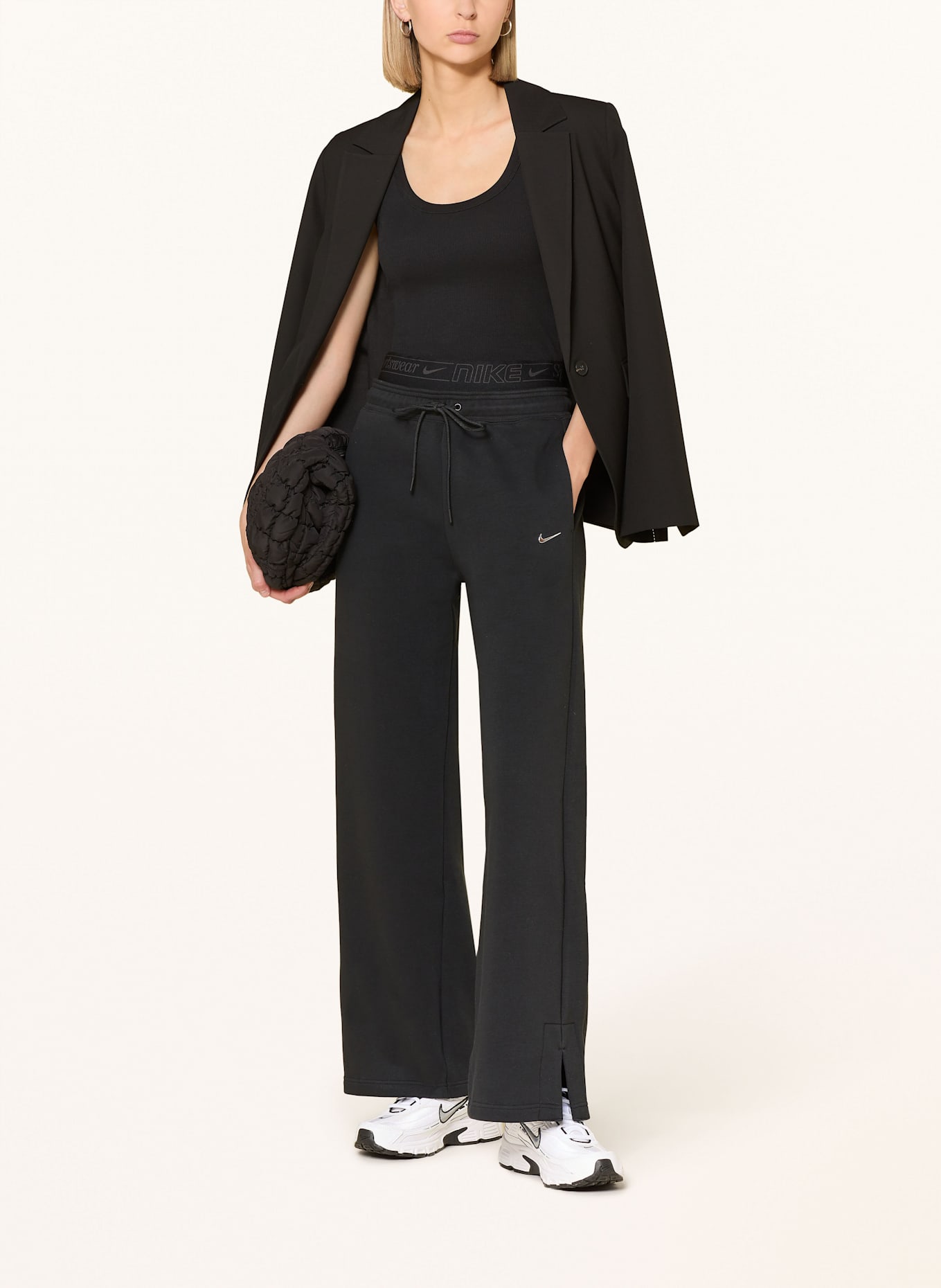 Nike Sweatpants SPORTSWEAR PHOENIX FLEECE: SCHWARZ