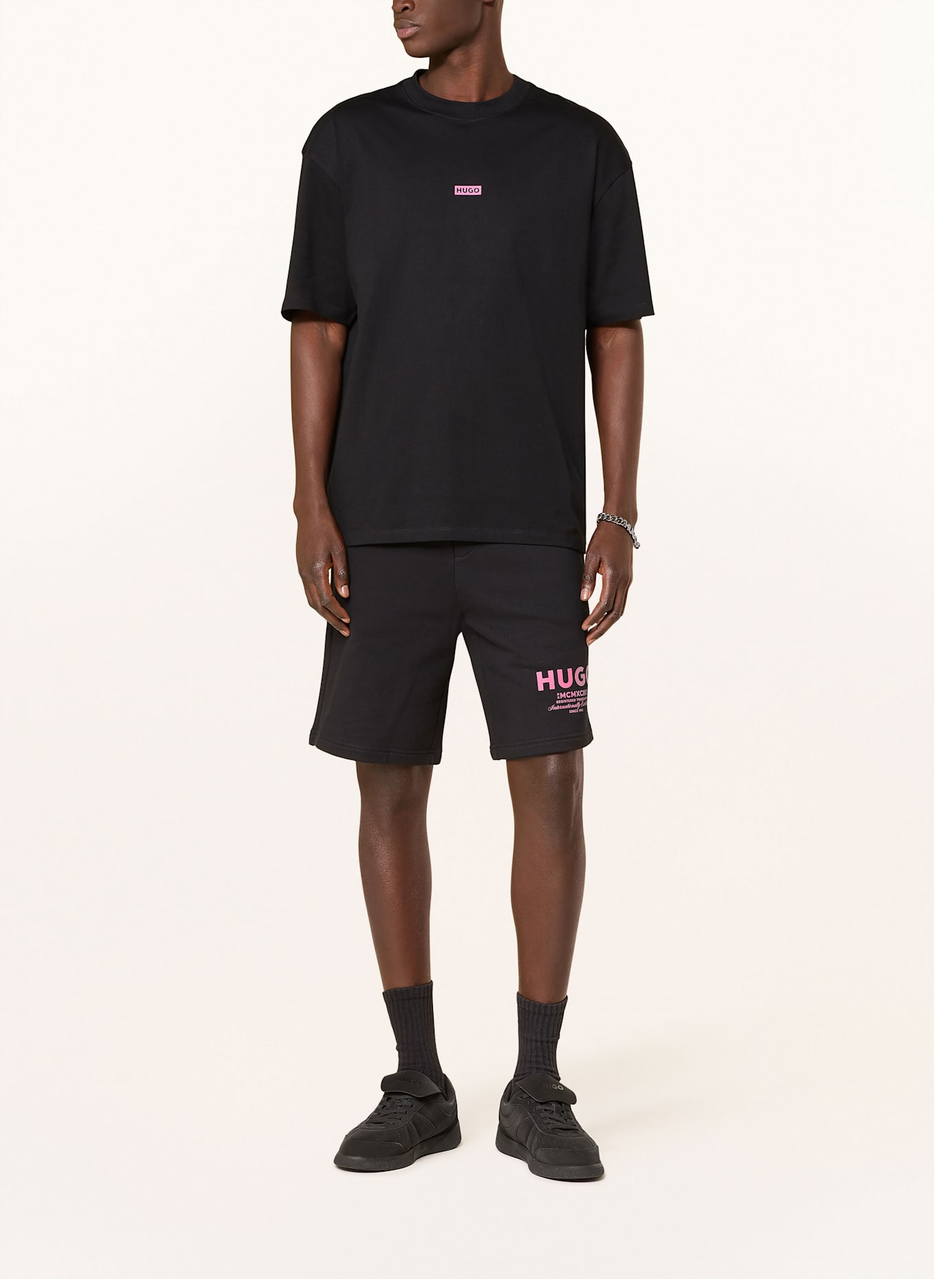 HUGO T-Shirt NALONO: SCHWARZ