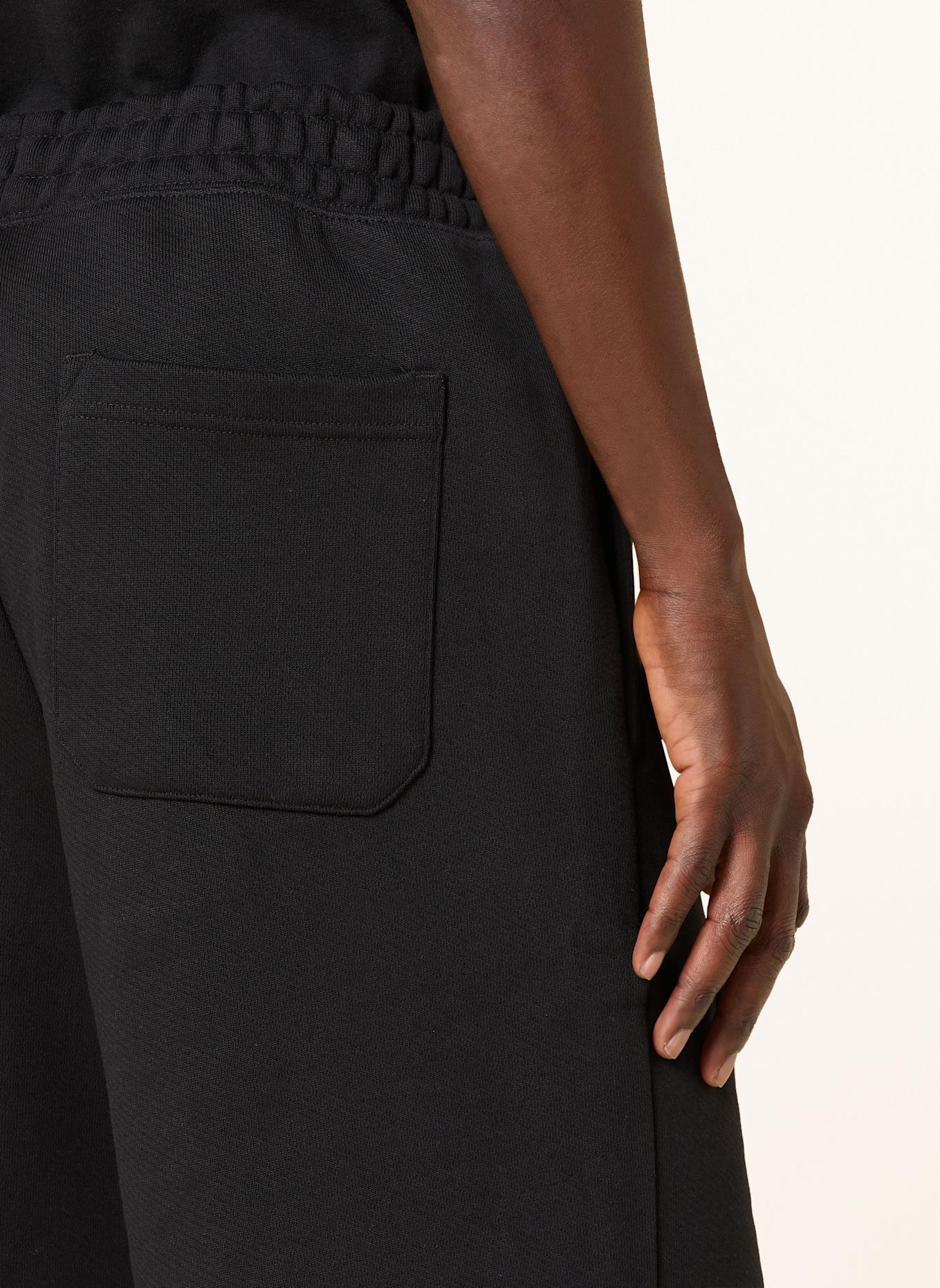 HUGO Sweat shorts NOMARIO: BLACK