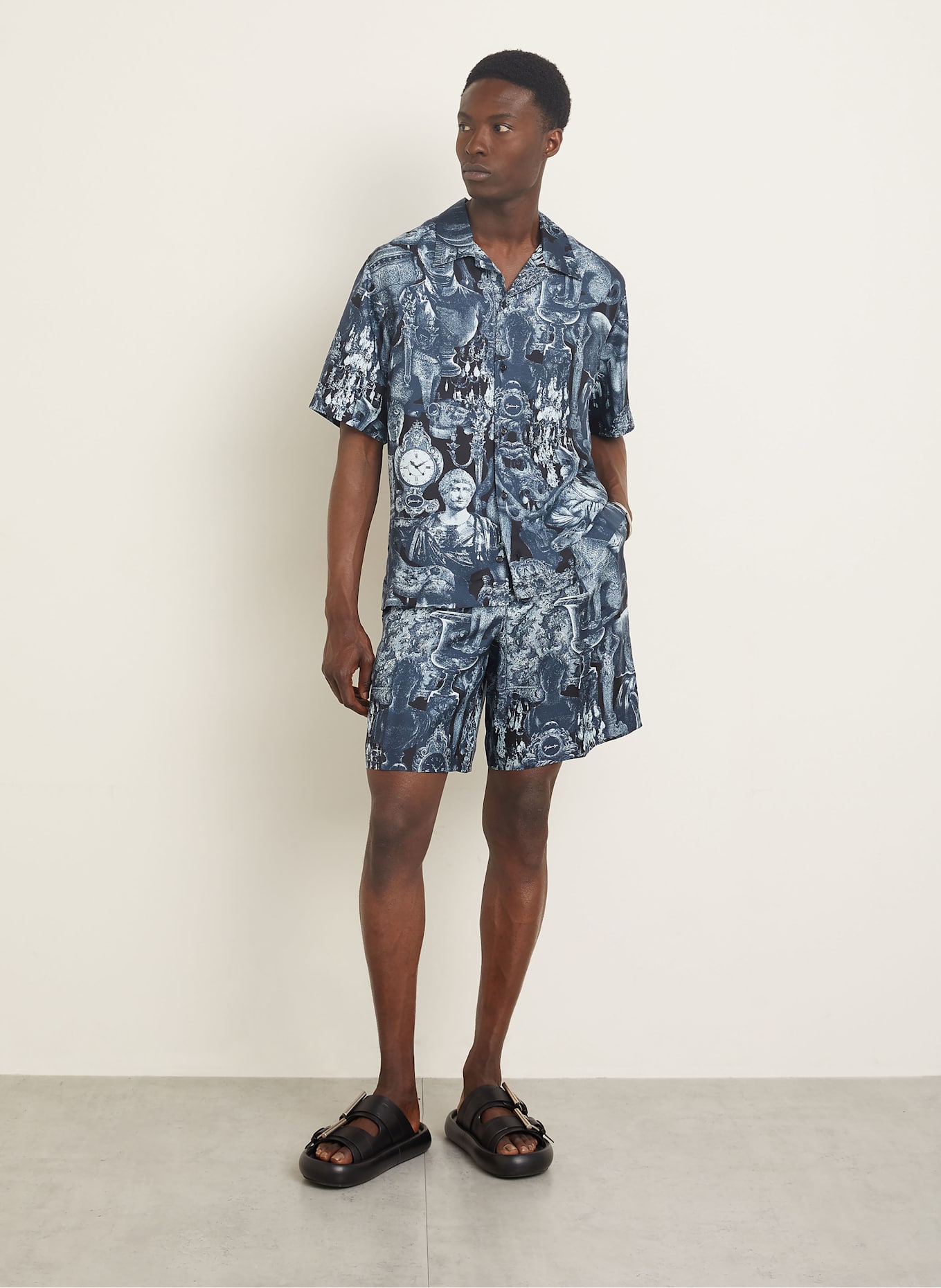 GIVENCHY Seidenshorts: SCHWARZ/ DUNKELBLAU