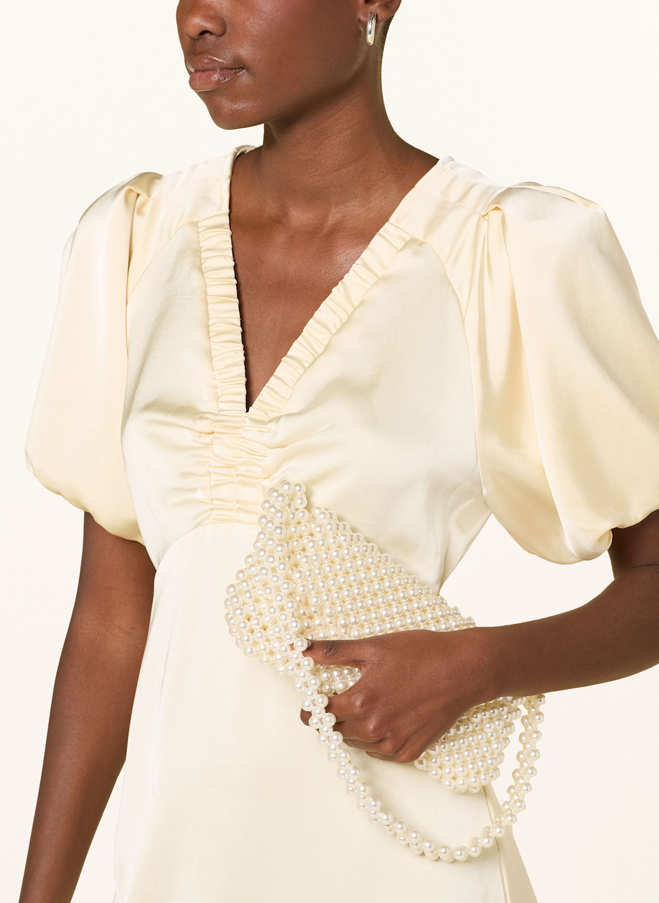 NEO NOIR Satinkleid ILLANA: HELLGELB