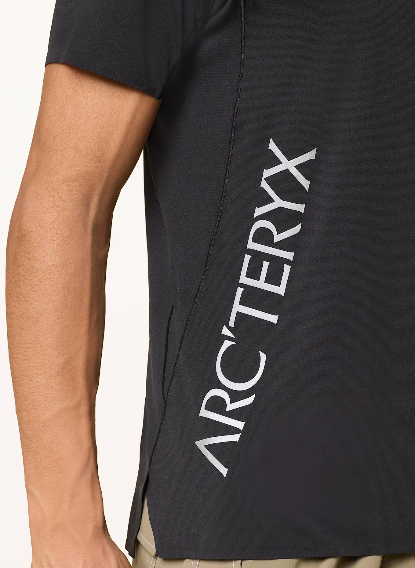 ARC'TERYX T-Shirt NORVAN: SCHWARZ