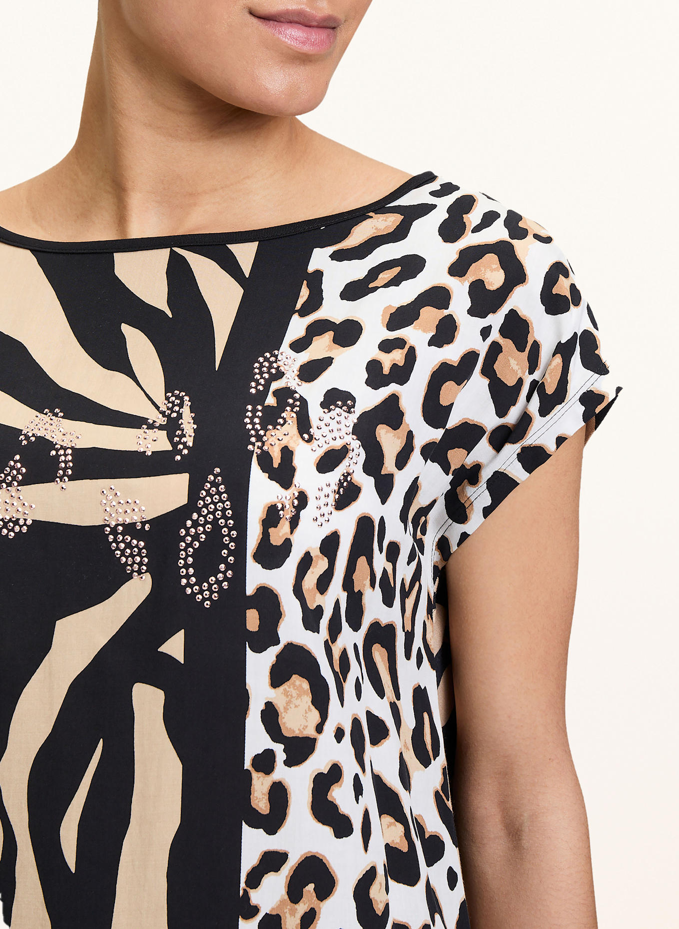 Betty Barclay T-shirt in mixed materials with decorative gems: BLACK / BROWN / WHITE