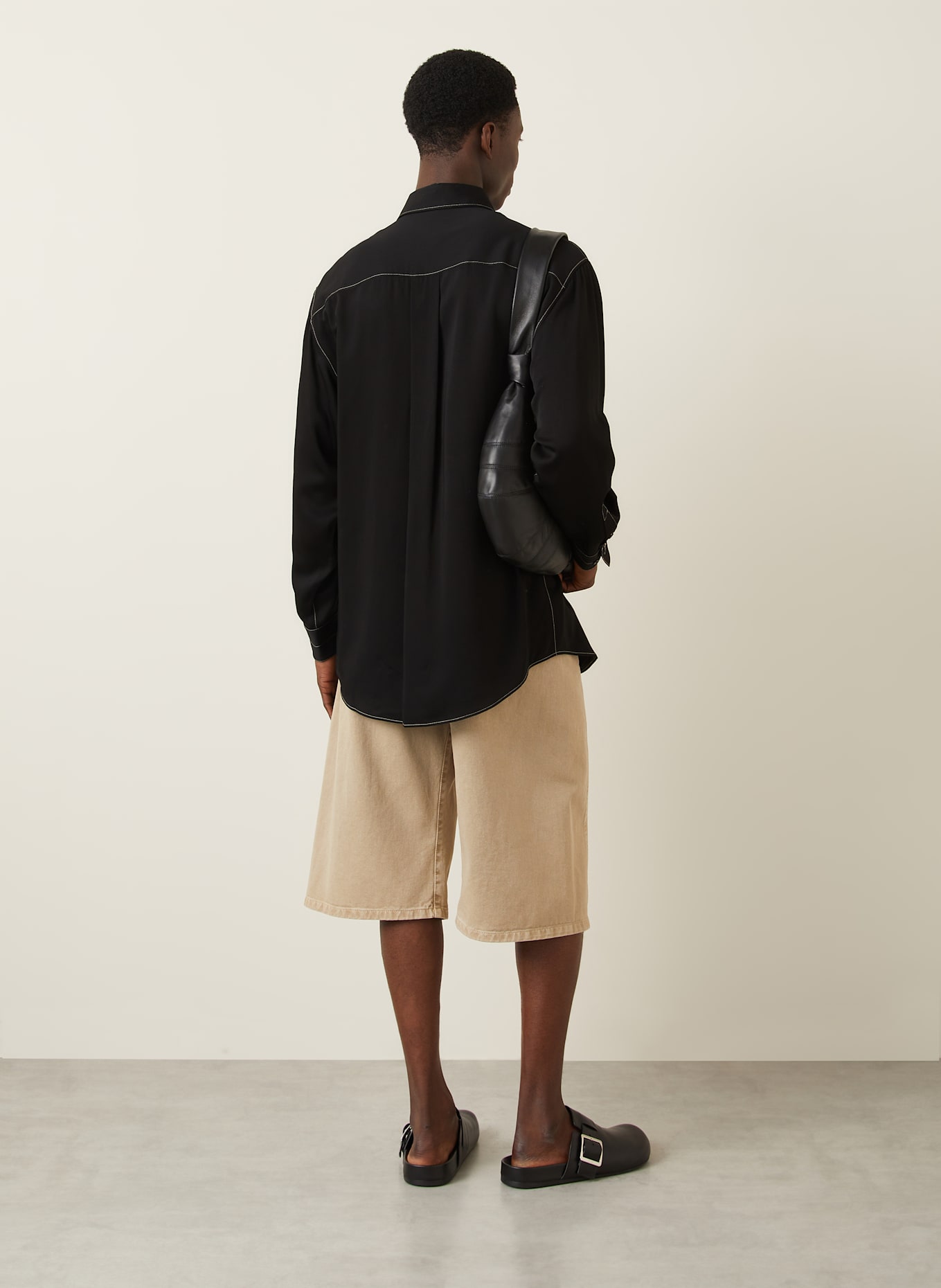 LEMAIRE Košile Comfort Fit: ČERNÁ