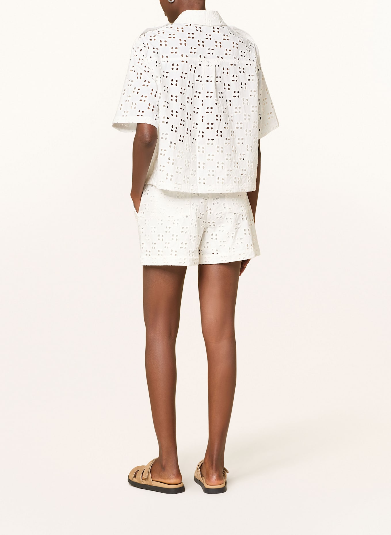 DANTE6 Shorts TREVA aus Lochspitze: WEISS