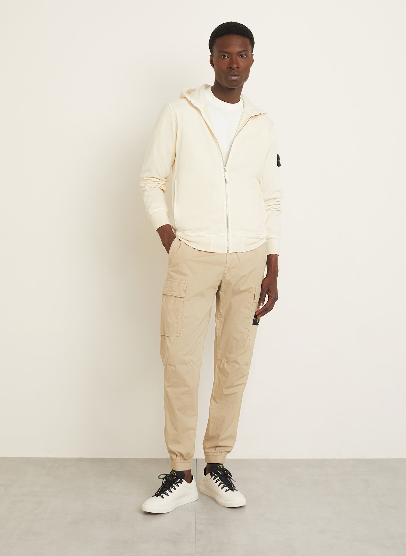 STONE ISLAND Sweatjacke: CREME