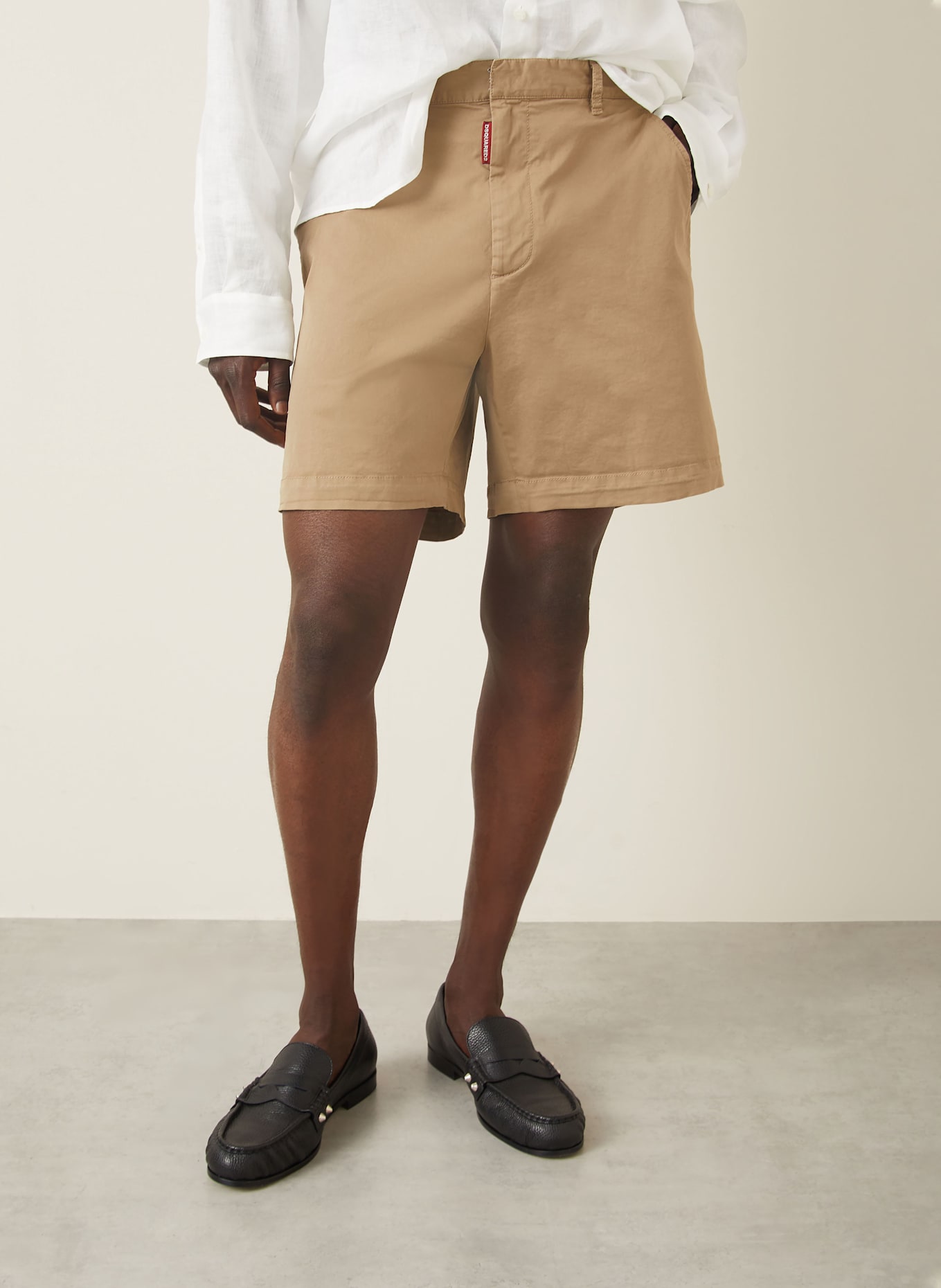 DSQUARED2 Shorts: BEIGE