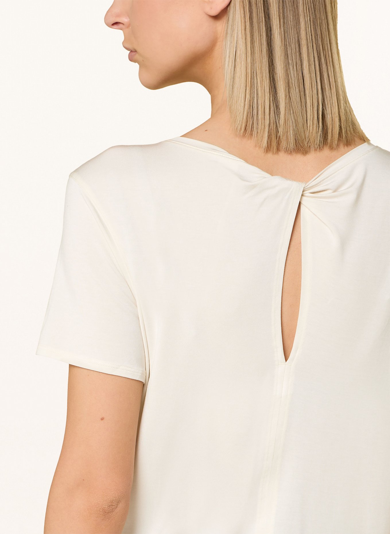 lululemon T-shirt: ECRU