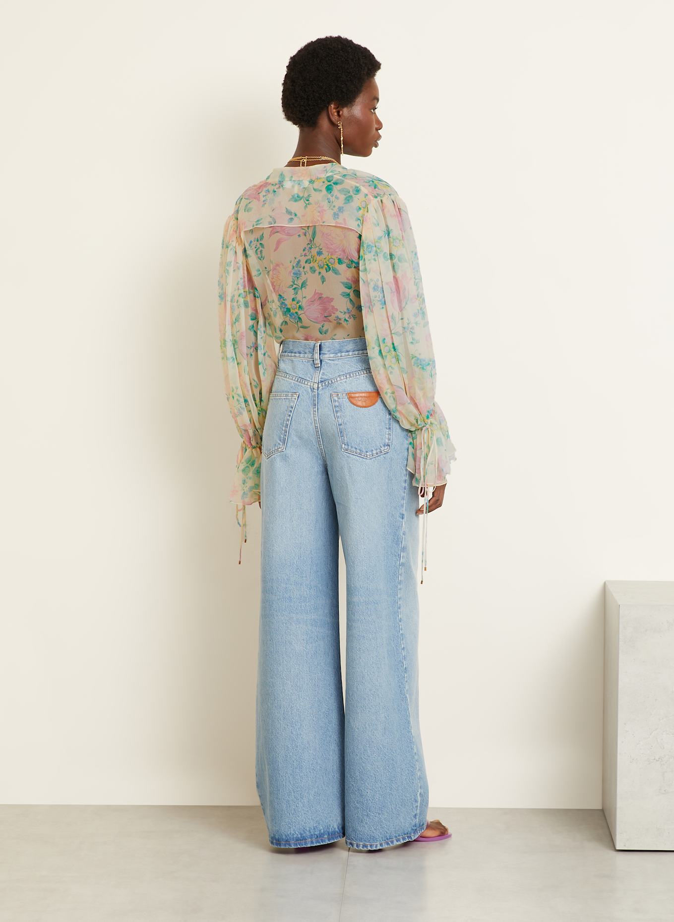 Chloé Seidenbluse mit Rüschen: HELLGELB / GRÜN / ROSA