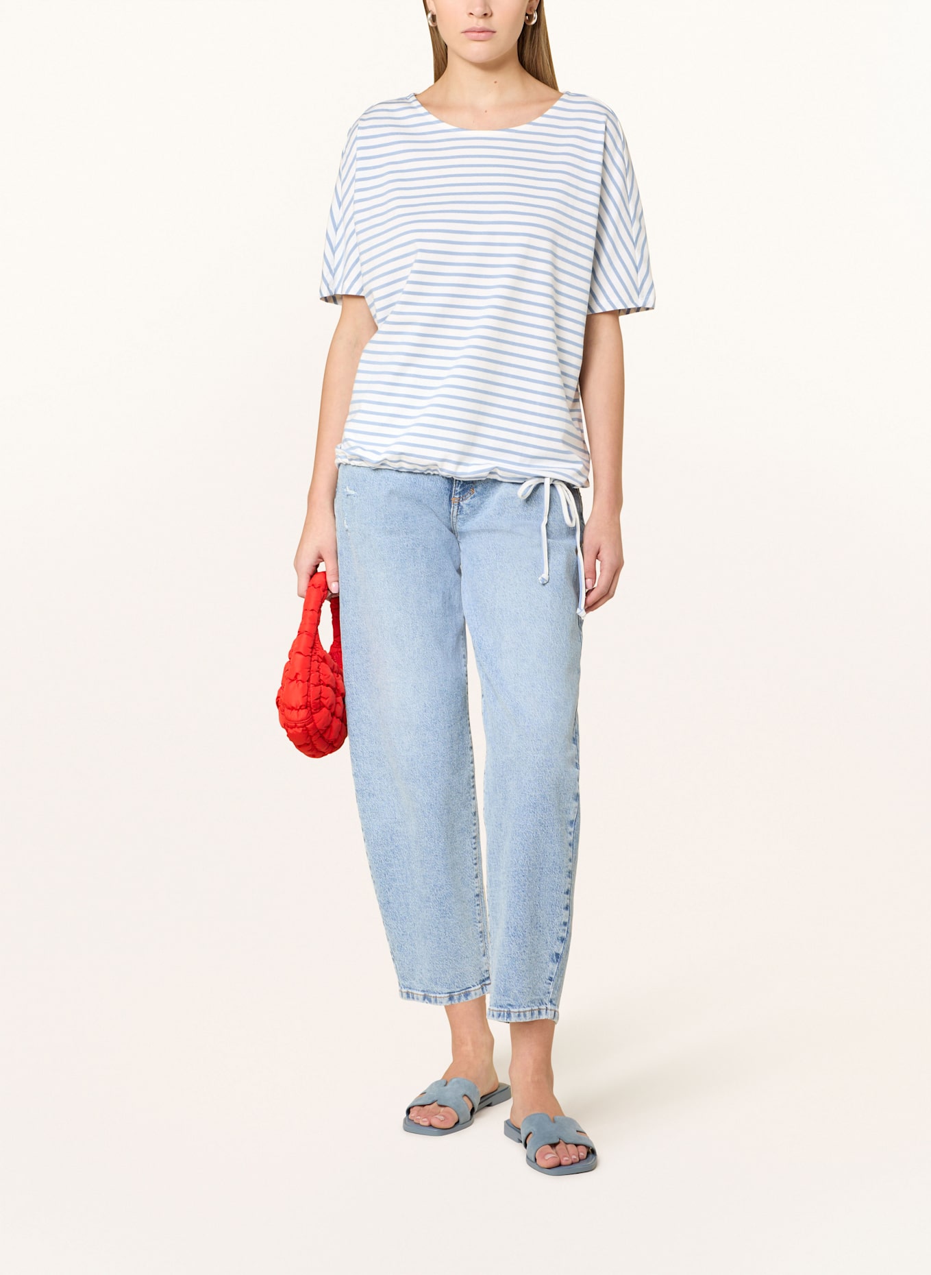 oui Tričko: BÍLÁ / MODRÁ