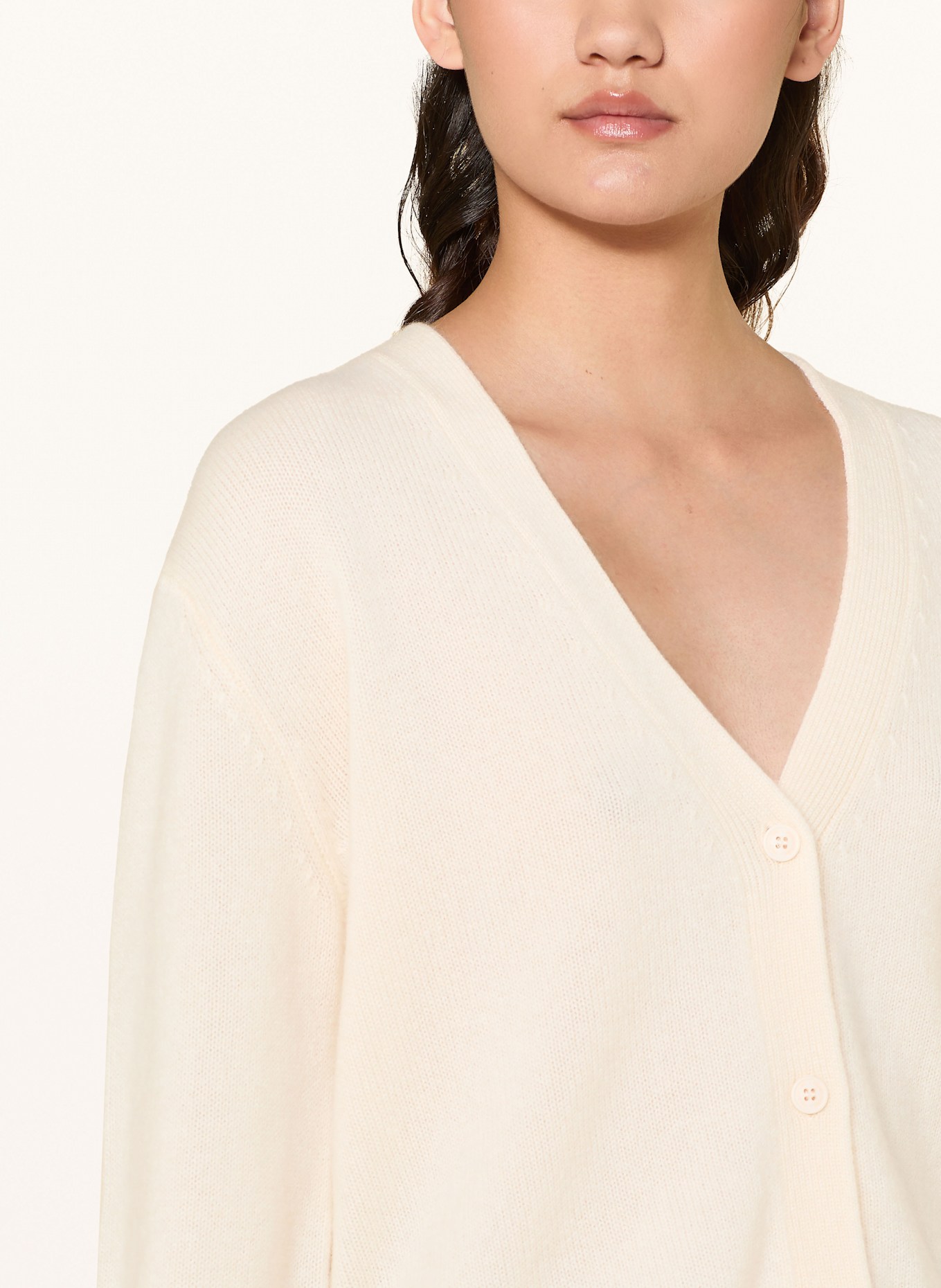 FROM FUTURE Cashmere cardigan: ECRU