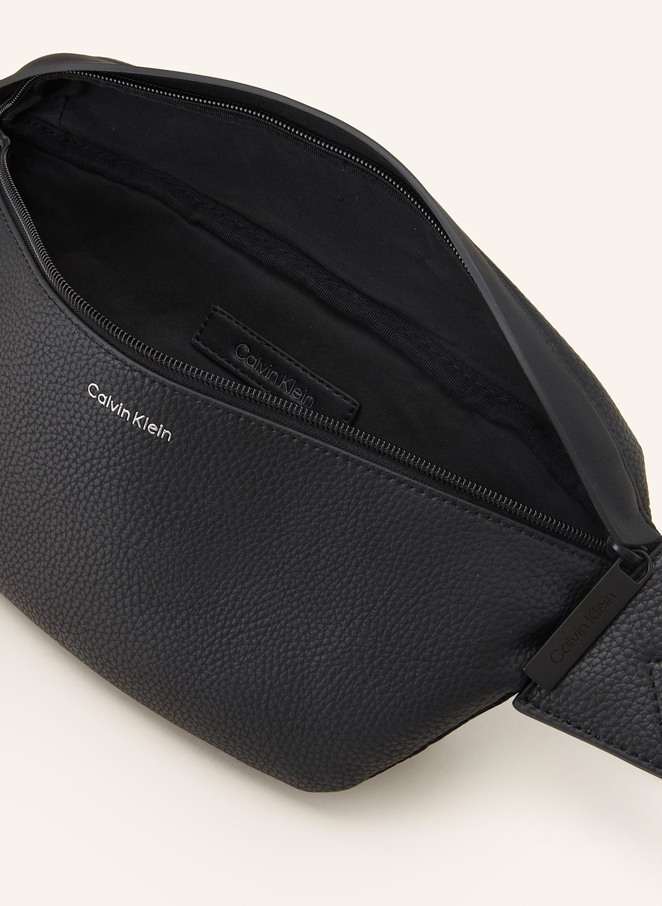 Calvin Klein Gürteltasche: SCHWARZ