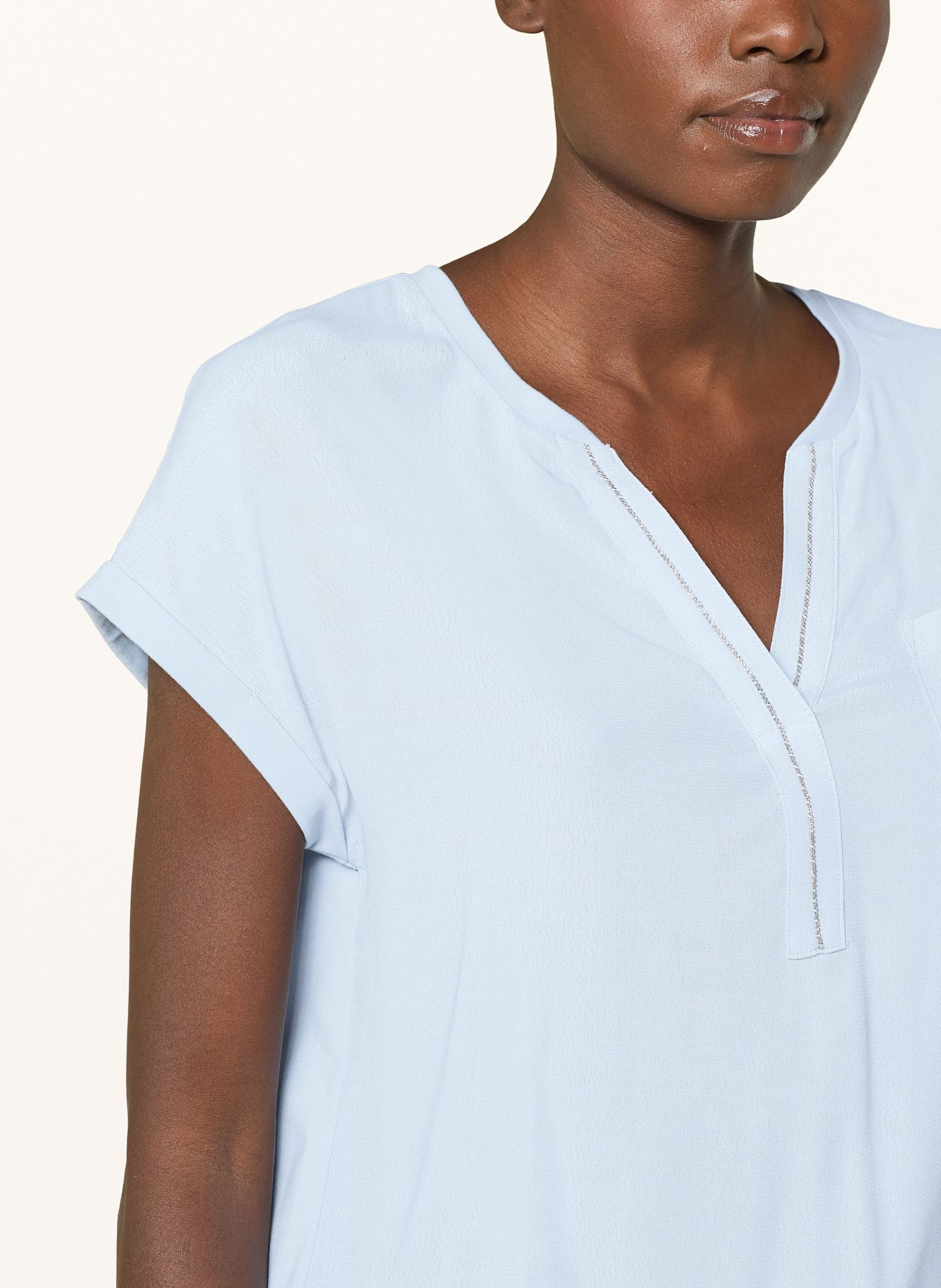 oui Blusenshirt mit Schmuckperlen: HELLBLAU