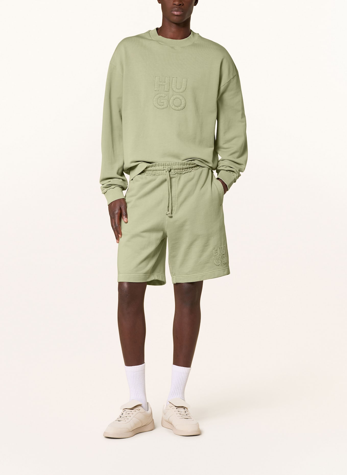 HUGO Sweat shorts DISTRELL Loose Fit: OLIVE