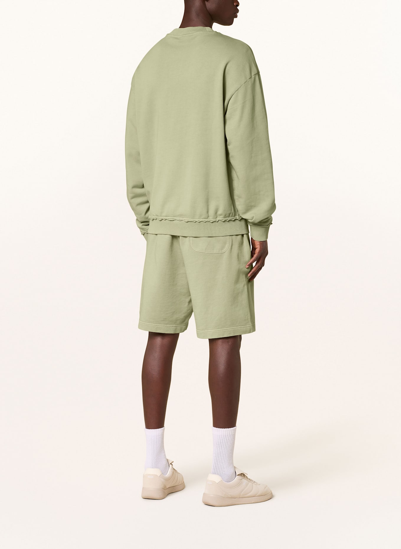 HUGO Sweat shorts DISTRELL Loose Fit: OLIVE