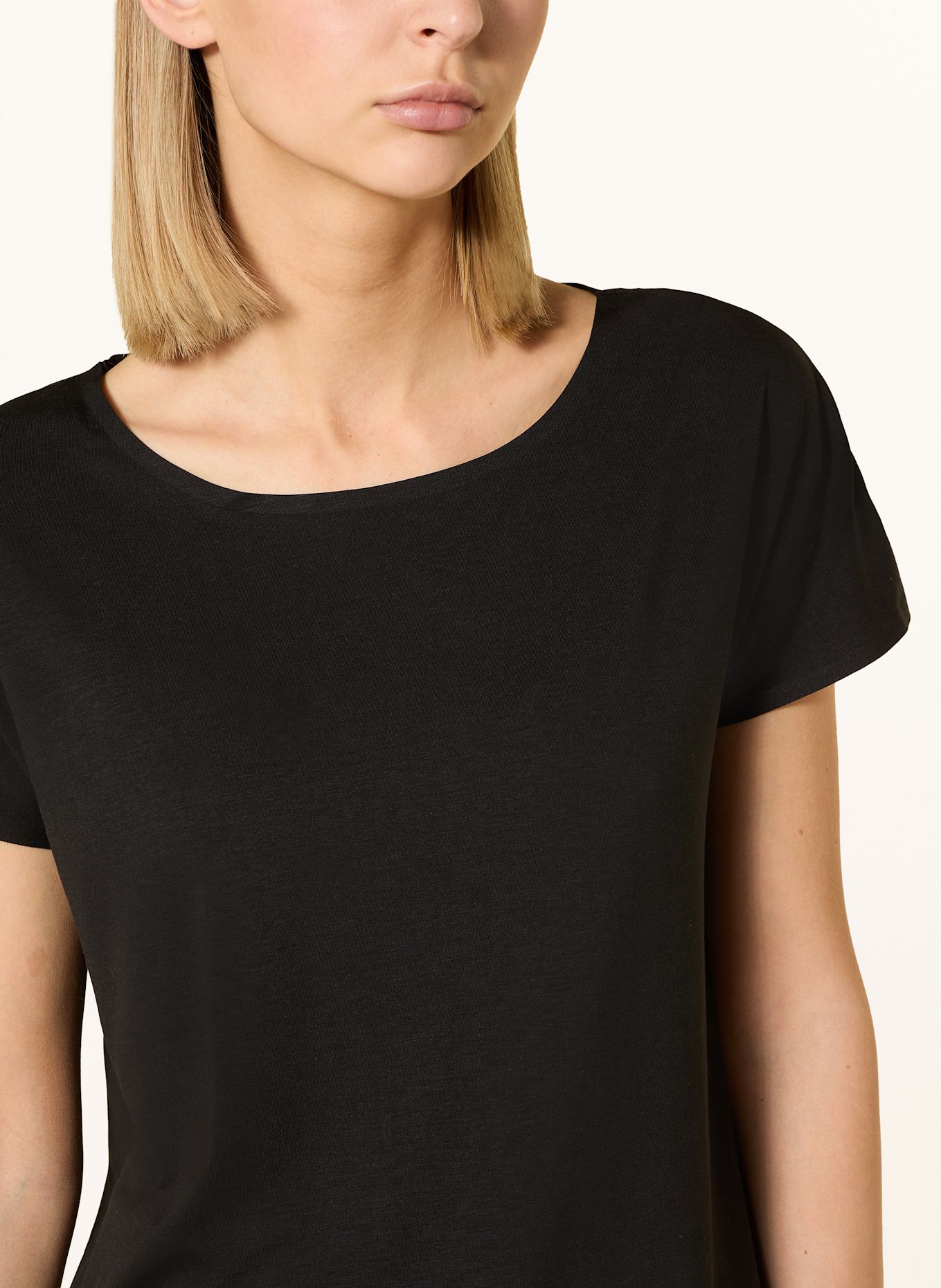 me°ru' Tričko ELLENBROOK: ČERNÁ