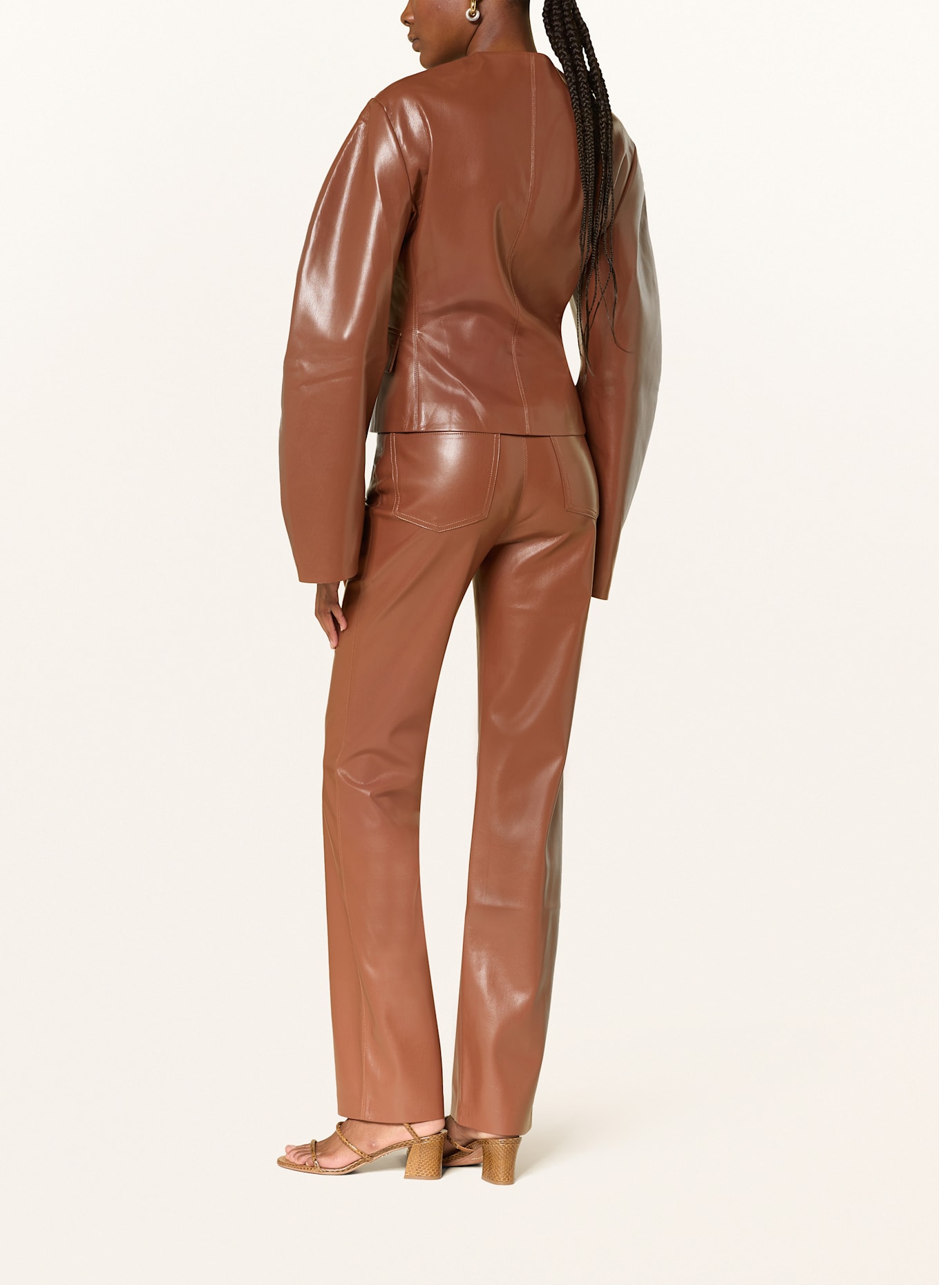 Nanushka Blazer KIYO in Lederoptik: BRAUN